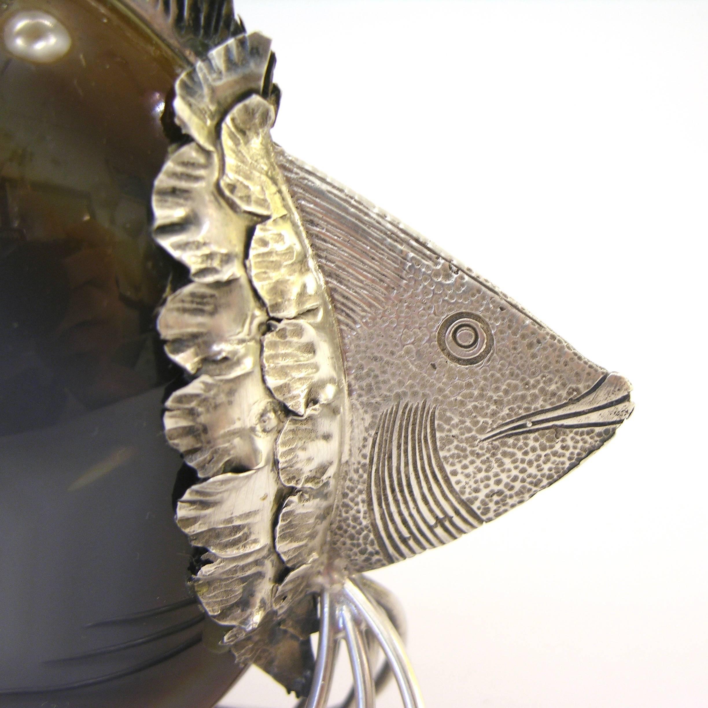 Hand-Crafted Italian 1970s Gray Agate and Silver Curiosity Objet d'Art in the Shape of a Fish