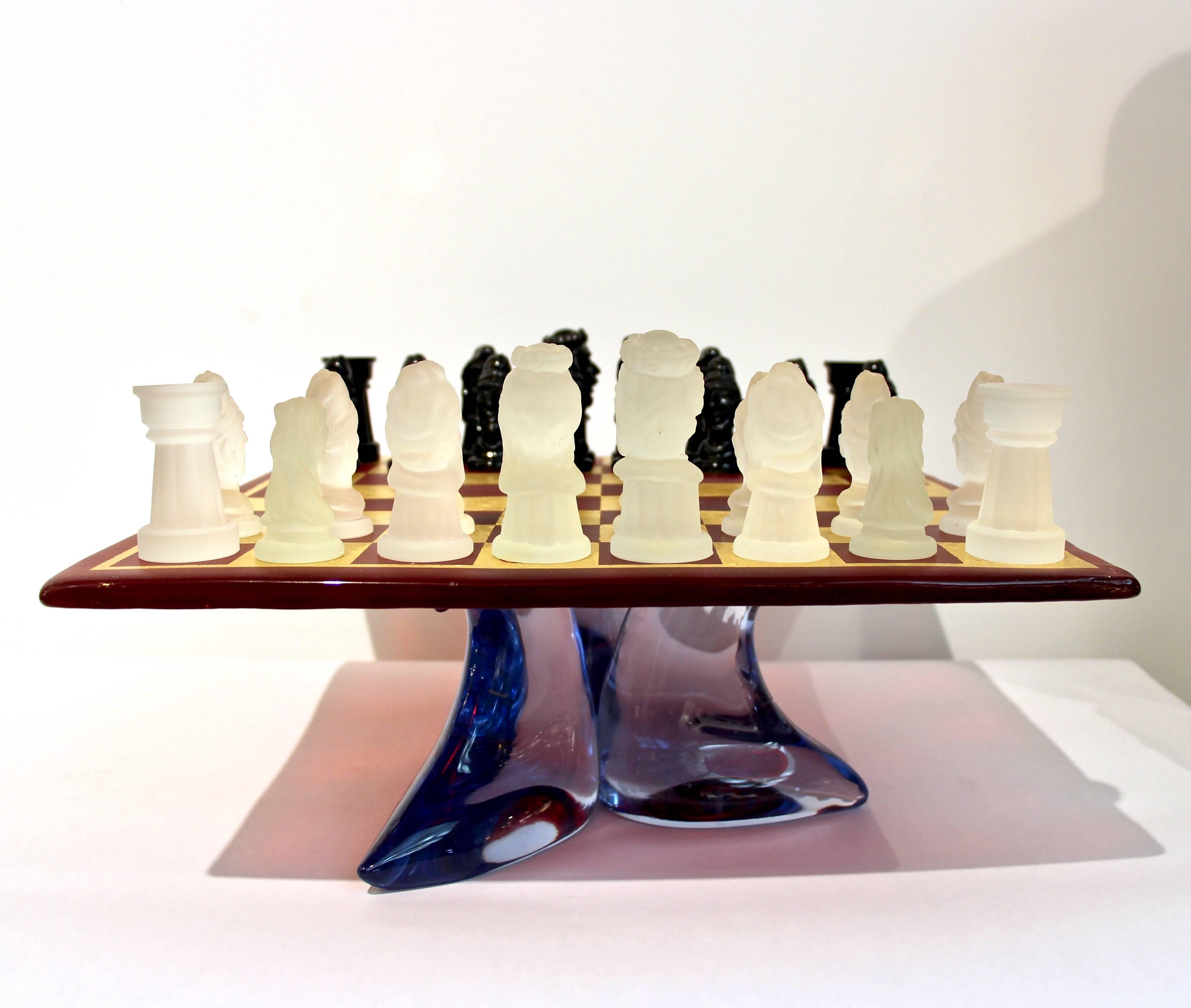 1980s Nason & Toso White and Black Murano Glass Chess Set on Red and Gold Board 1