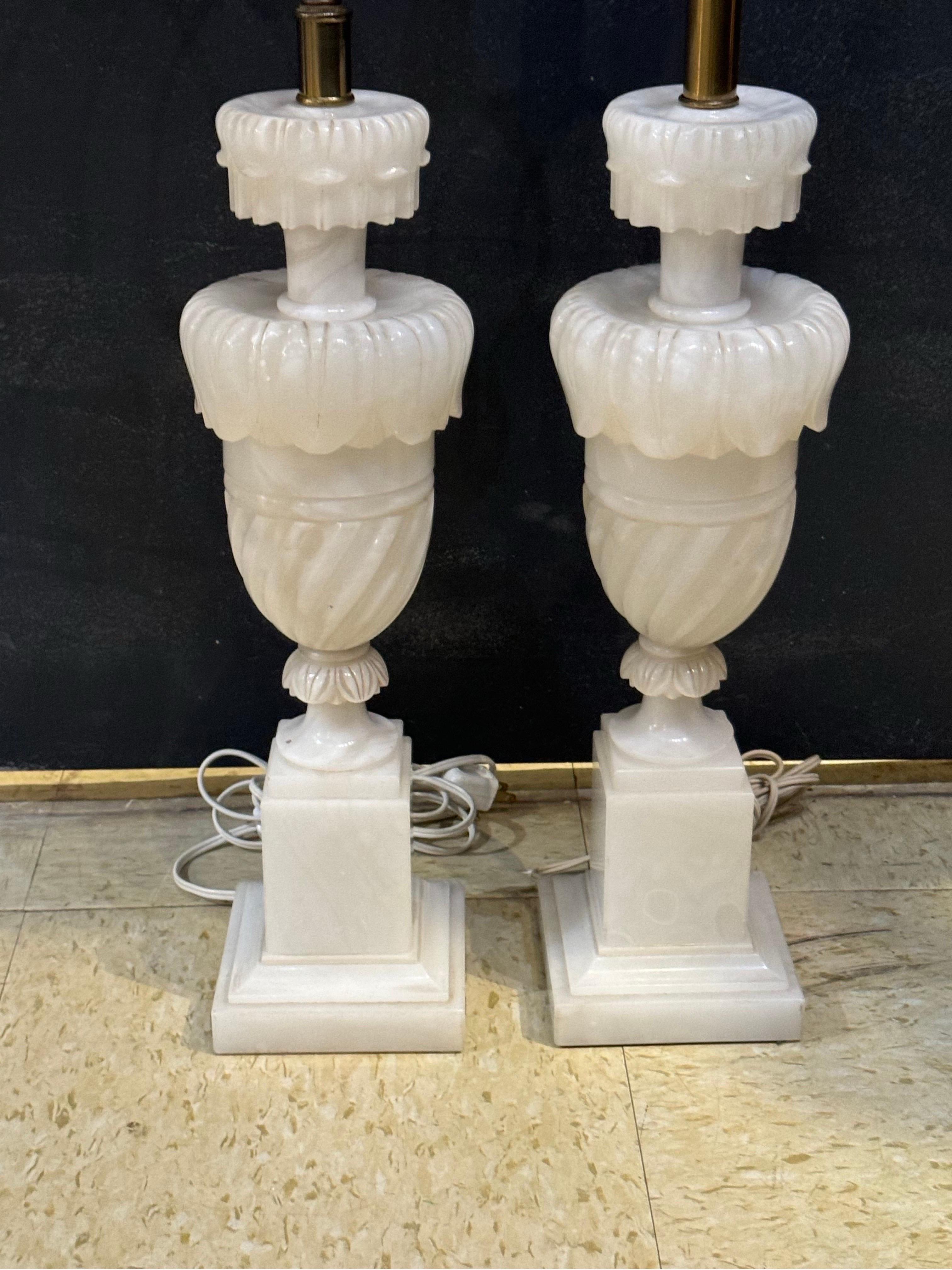 Neoclassical 1930's Pair Italian Carved Alabaster Table Lamps For Sale