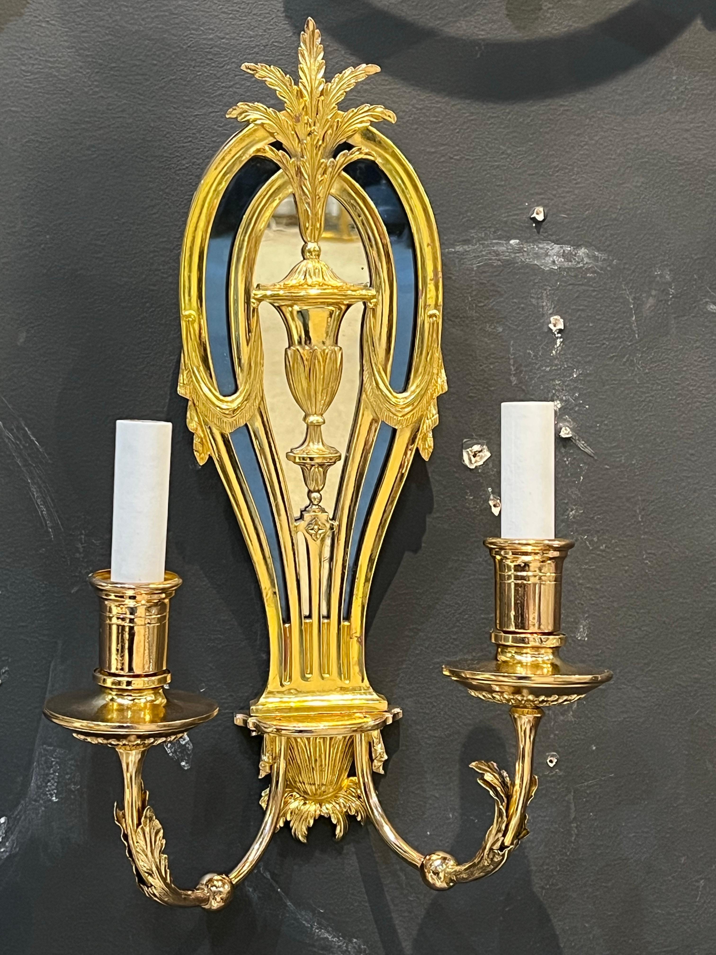 1920 Caldwell Bronze Sconces with Mirror and Cobalt Glass en venta 3