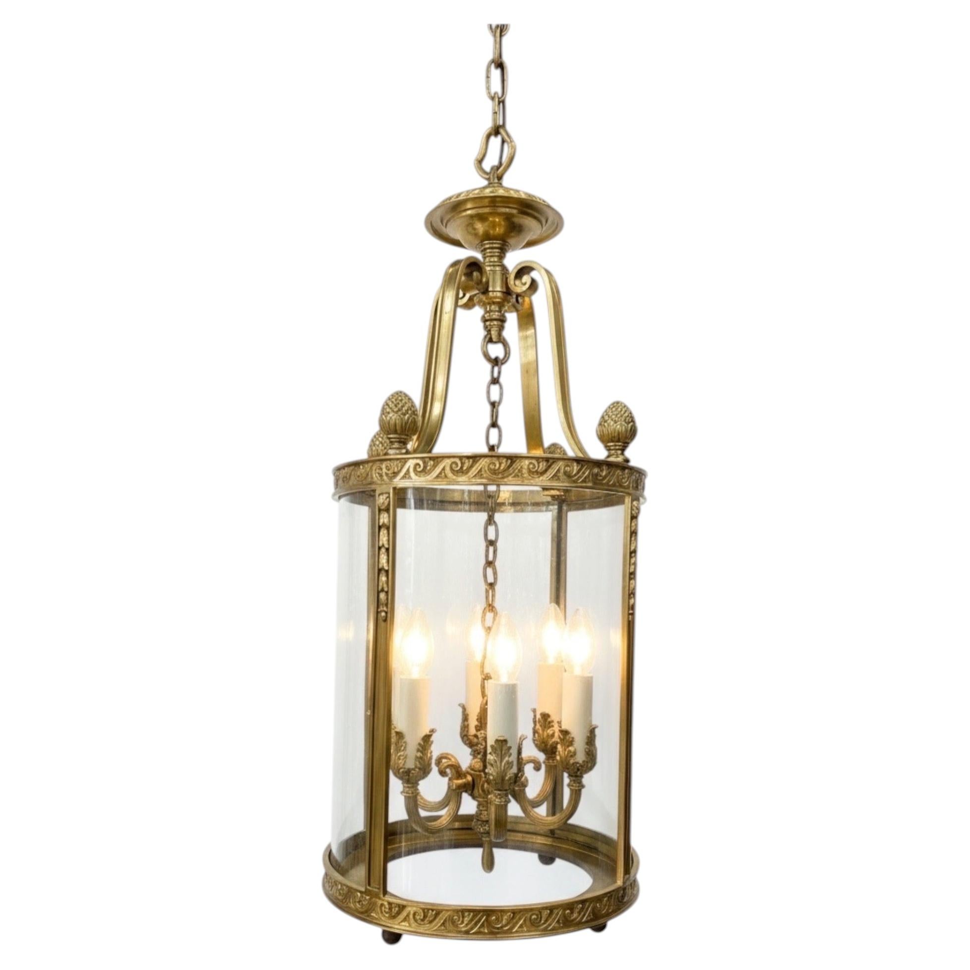 Lanterna in bronzo Caldwell del 1900, in stile neoclassico