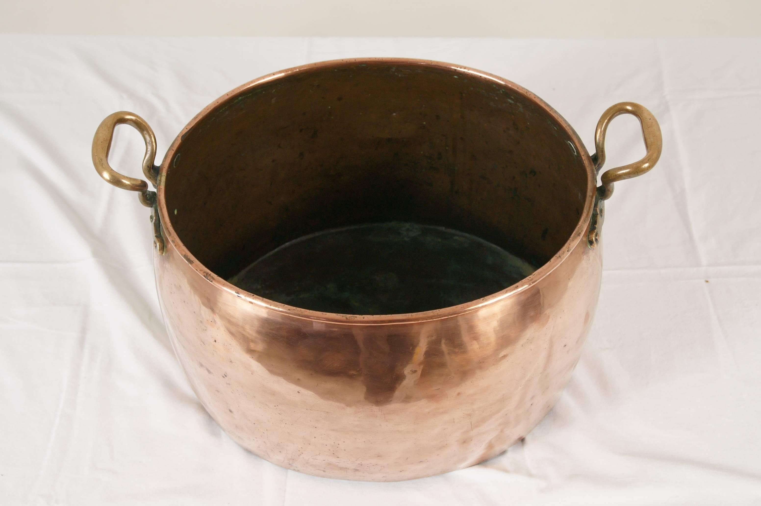 Antique Scottish Oval Copper Wine Pot/ Cooking Pot, Brass Handles 4