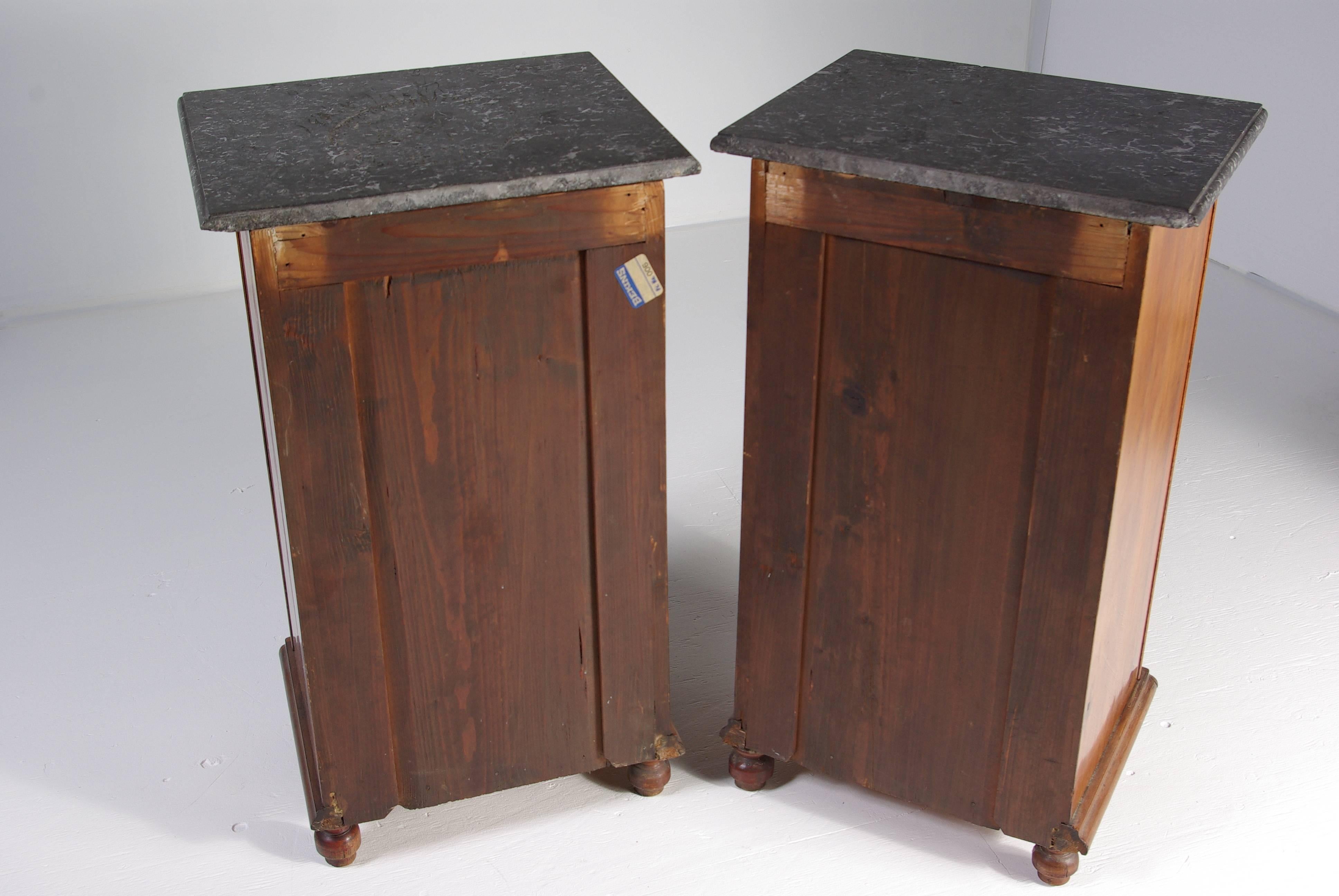 Walnut Pair of Antique French Marble-Top Nightstands or End tables