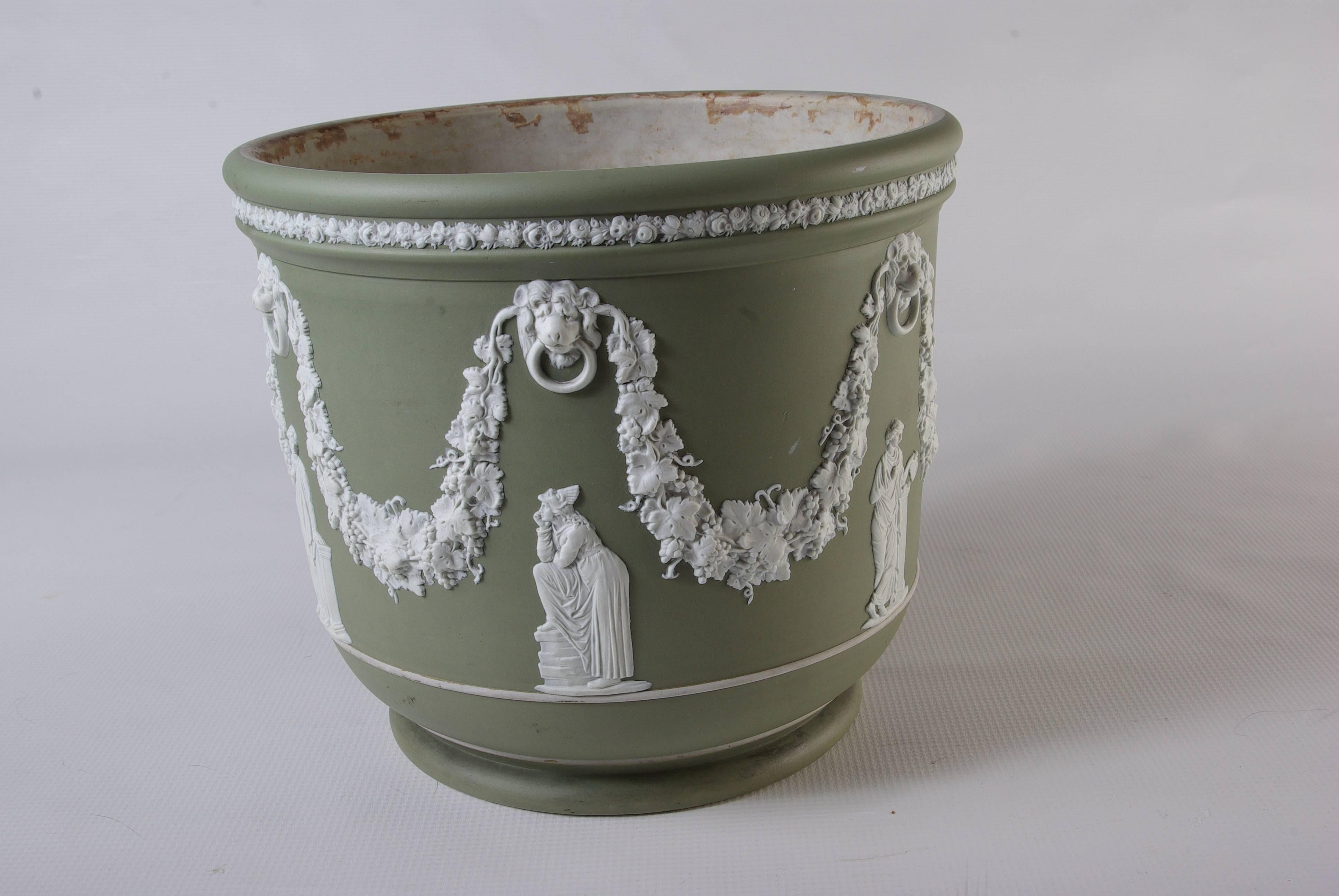Large Wedgewood Jasperware Jardiniere Planter, White over Green, 1891-1909 In Excellent Condition In Vancouver, BC