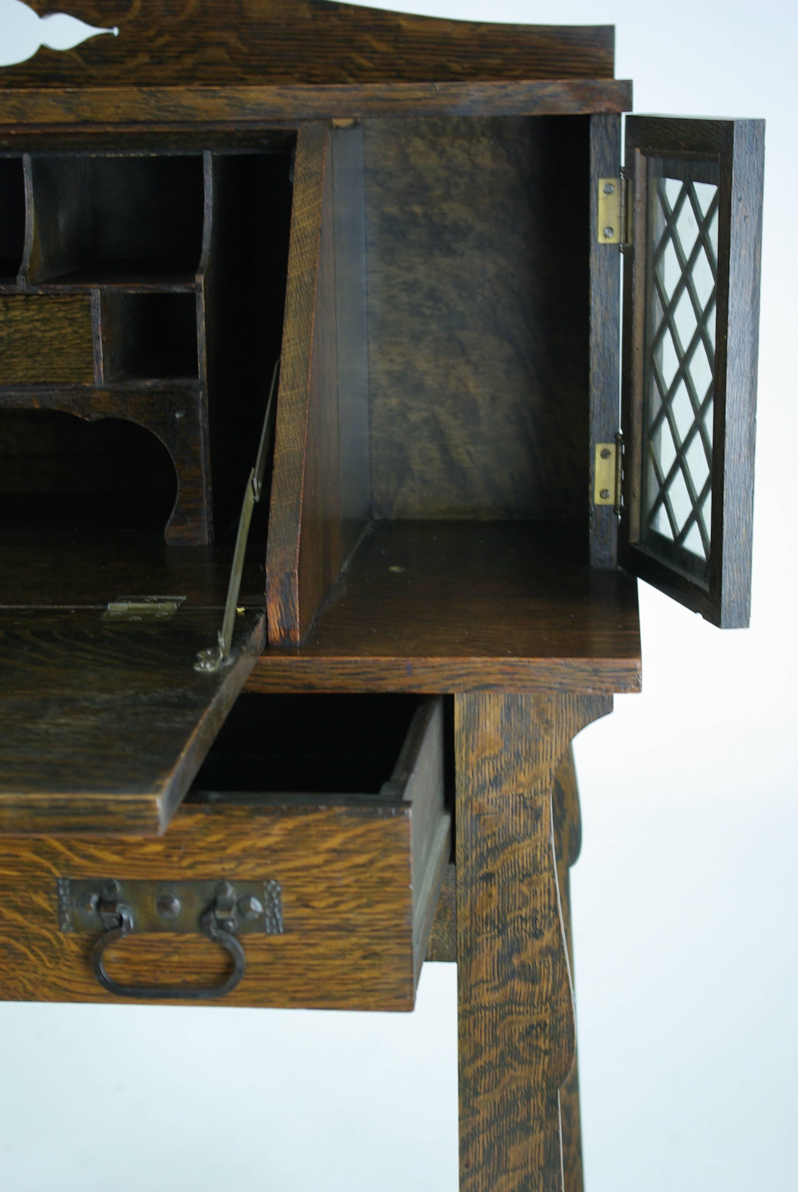 B411 Antique Solid Tiger Oak Mission Arts and Crafts Drop Front Desk In Excellent Condition In Vancouver, BC