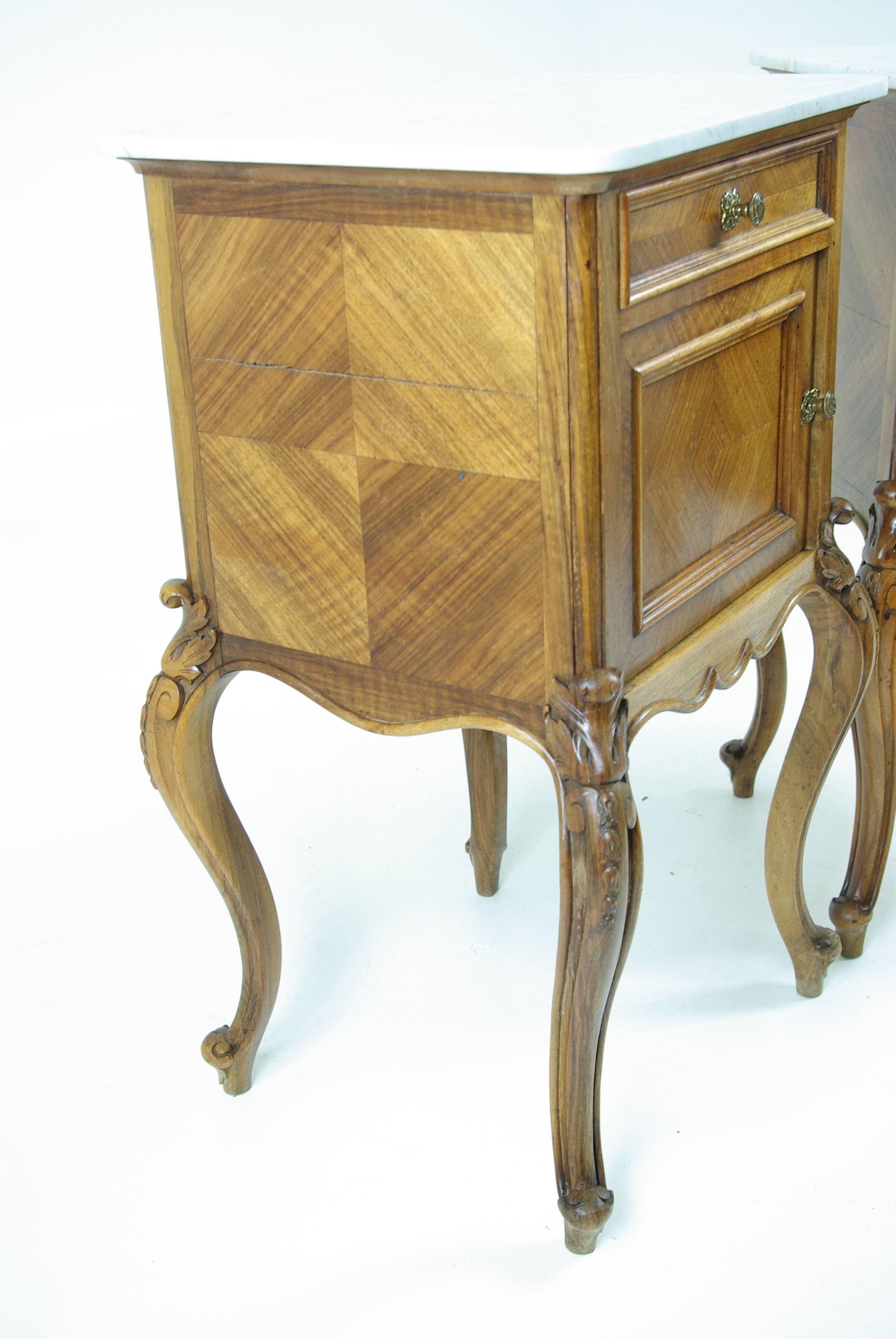 Antique French Marble-Top Louis XV Style Nightstands or Bedends In Good Condition In Vancouver, BC