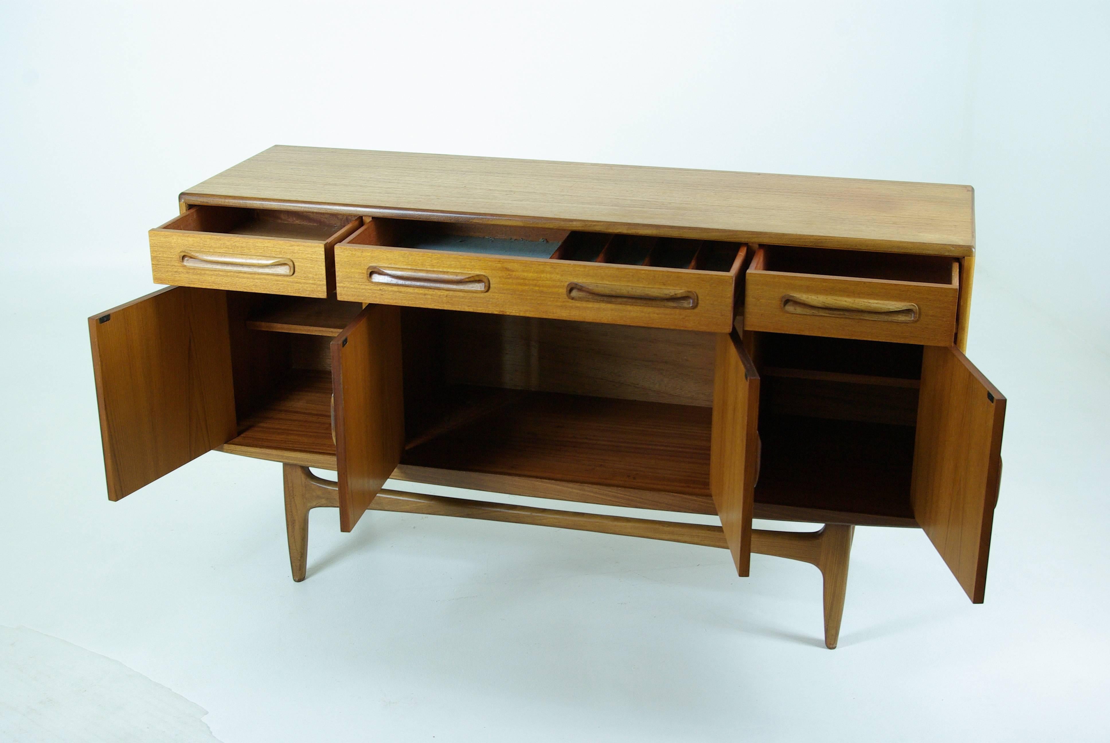 Vintage Teak Mid-Century Modern Sideboard Designed by Victor Wilkins for G In Excellent Condition In Vancouver, BC