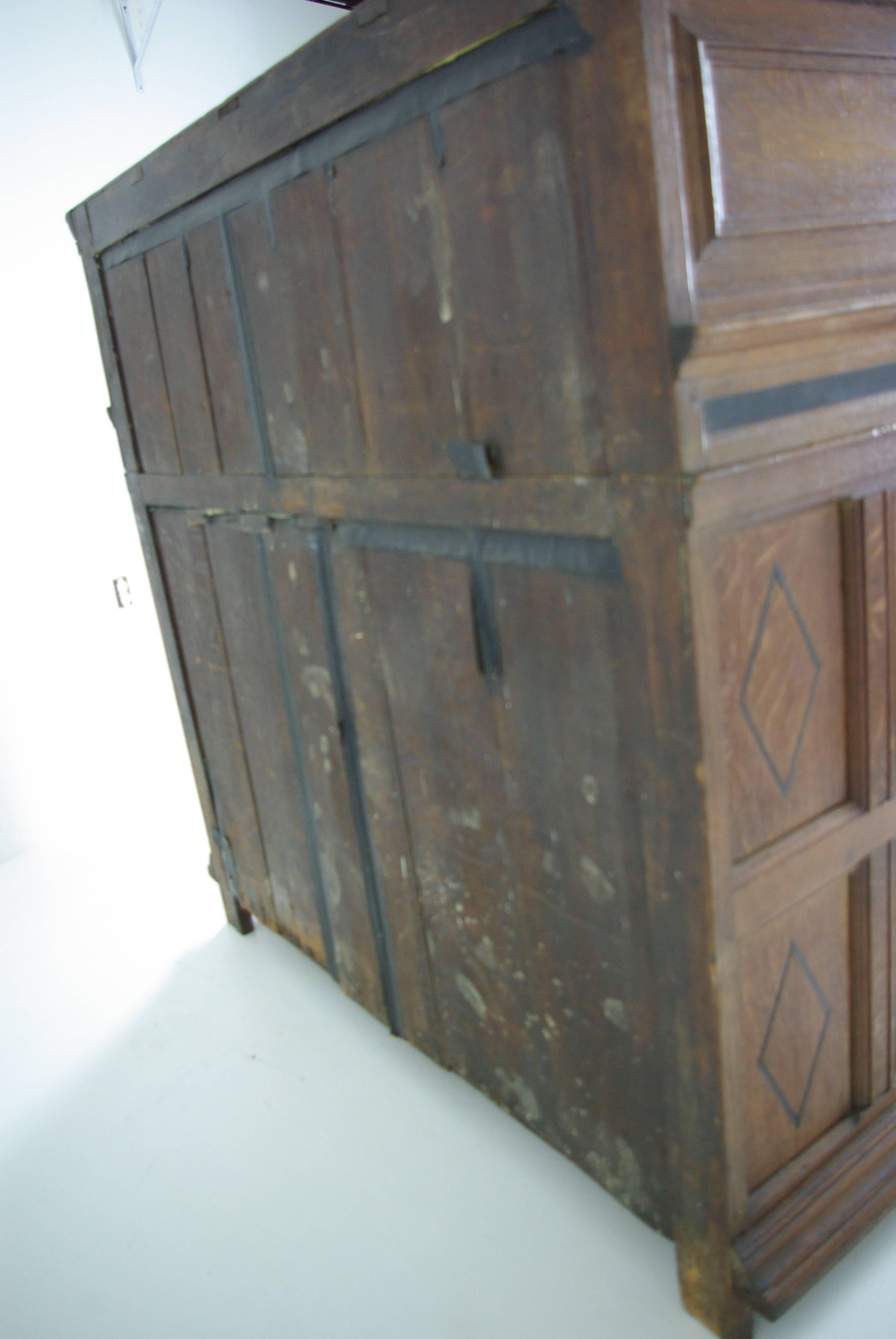 Large Early 19thcentury French Carved Oak Hall Cabinet, Cupboard, Sideboard 3