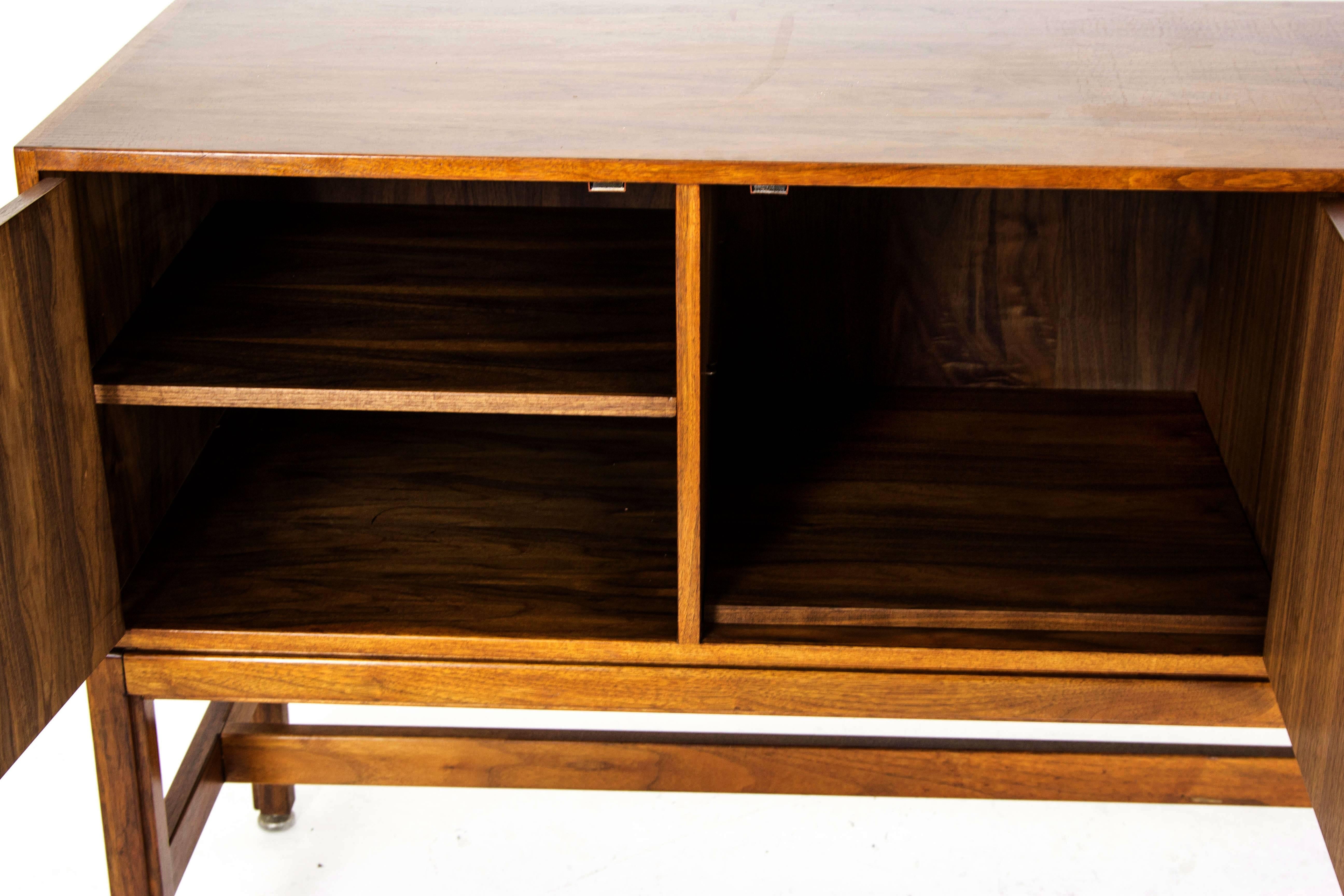 Mid-Century Modern Rosewood Credenza, Sideboard by Jens Rison, Denmark In Excellent Condition In Vancouver, BC