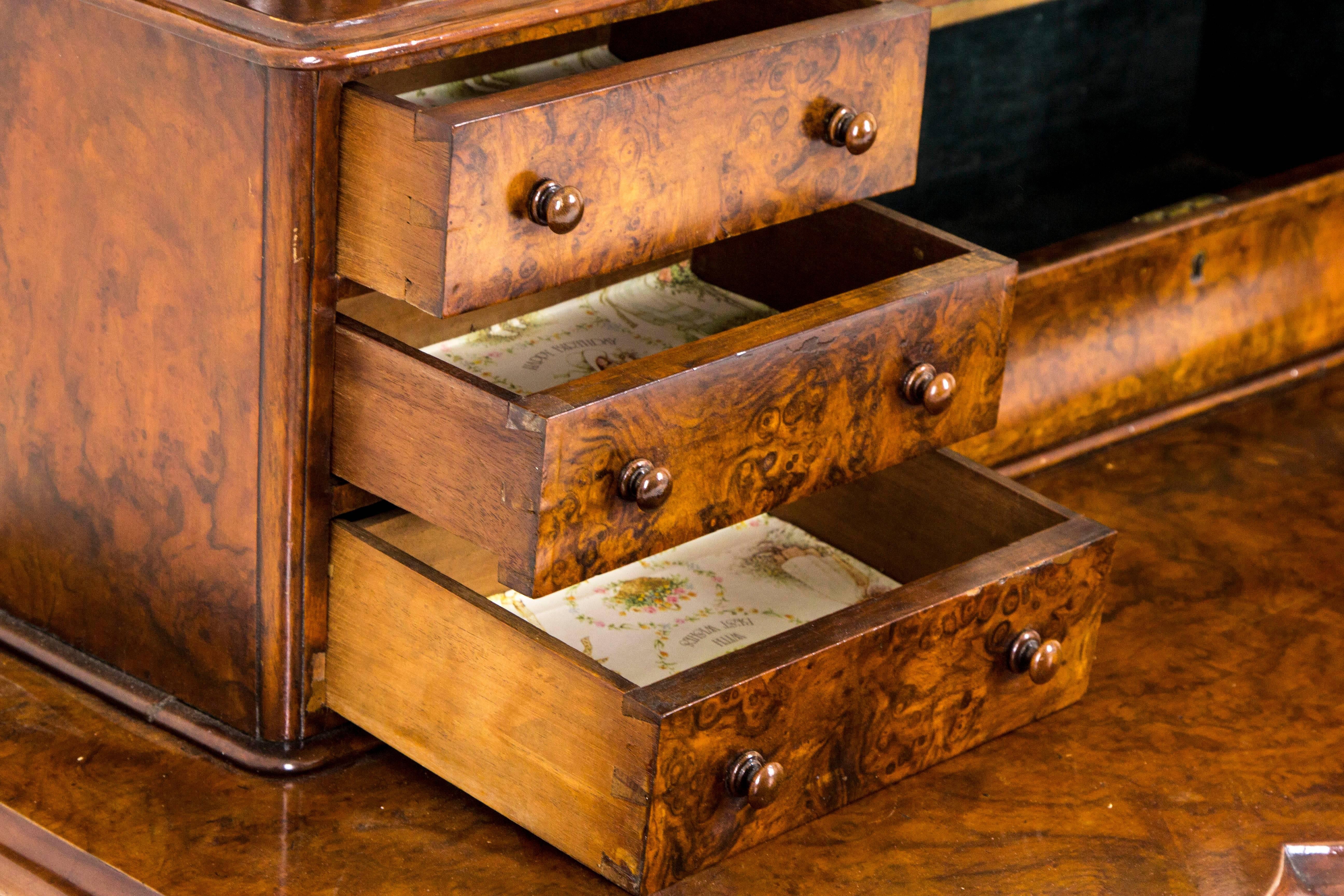 Hand-Crafted  B628 Antique Scottish Victorian Burr Walnut Duchess Dressing Table, Vanity