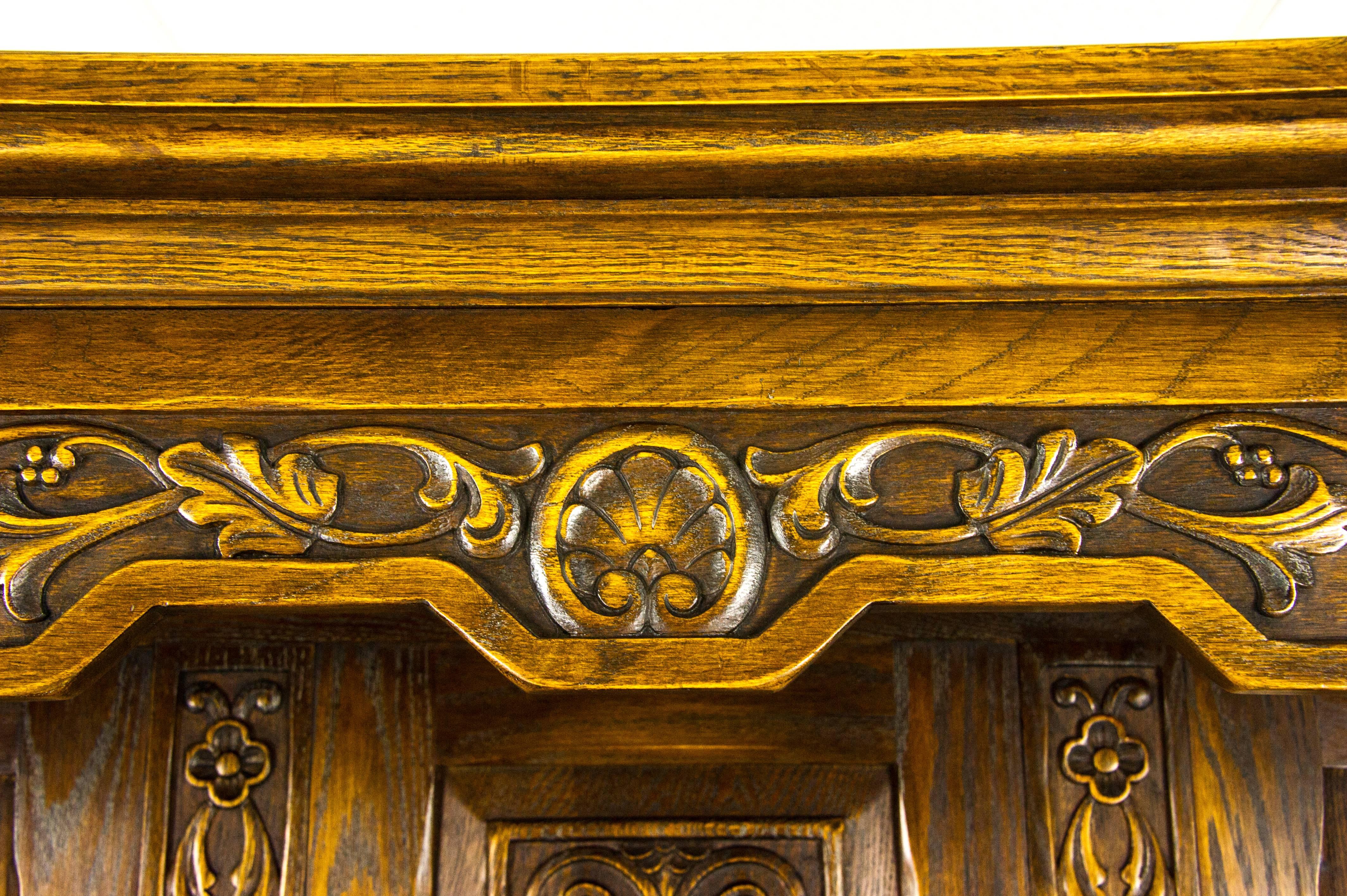 Oak Court Cupboard Carved Oak Sideboard Krug and Sons, Canada, 1950s In Excellent Condition In Vancouver, BC