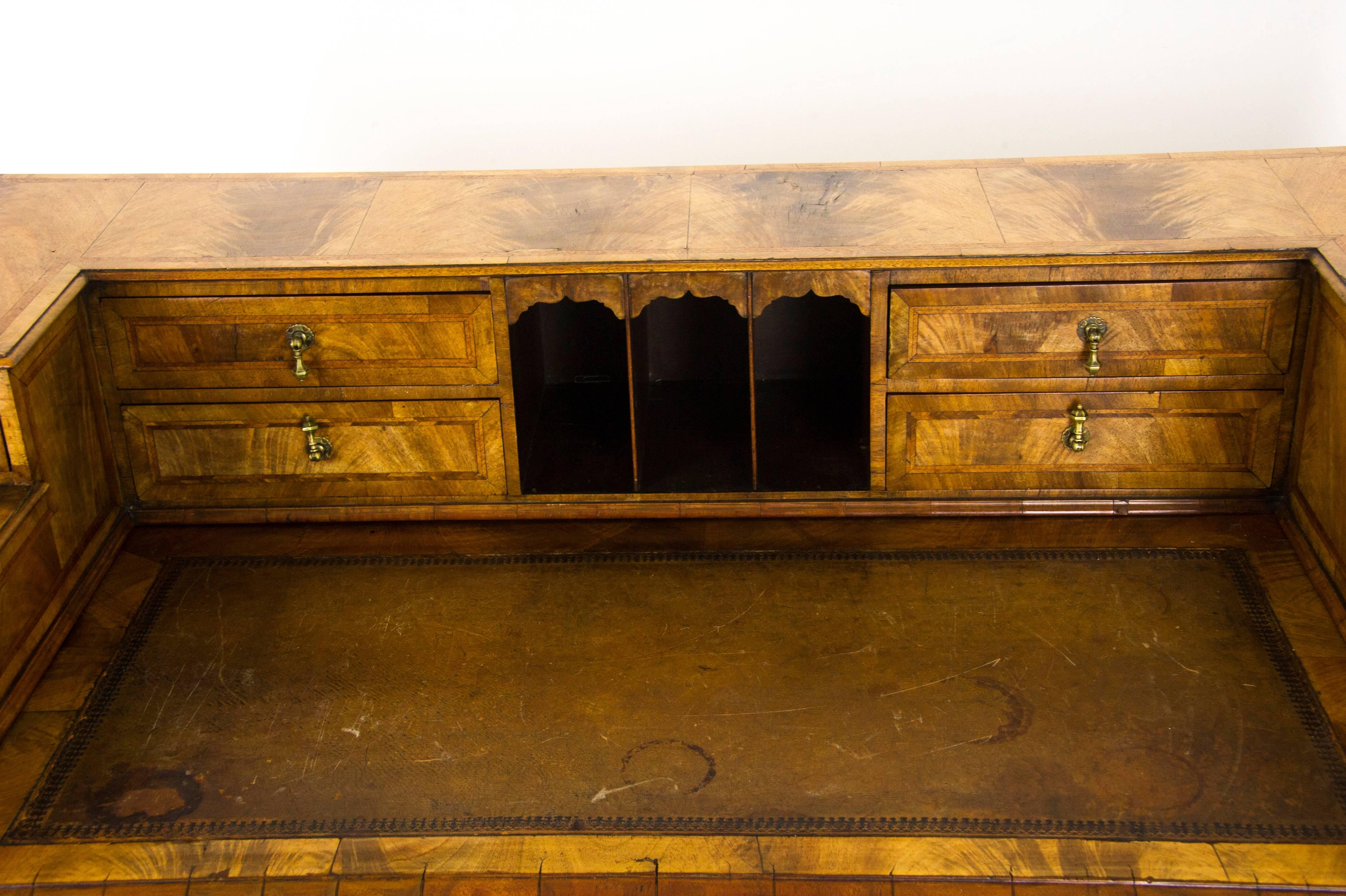 Antique Desk, Pedestal Desk, Victorian Walnut Desk, Scotland 1880, B922 REDUCED! In Excellent Condition In Vancouver, BC