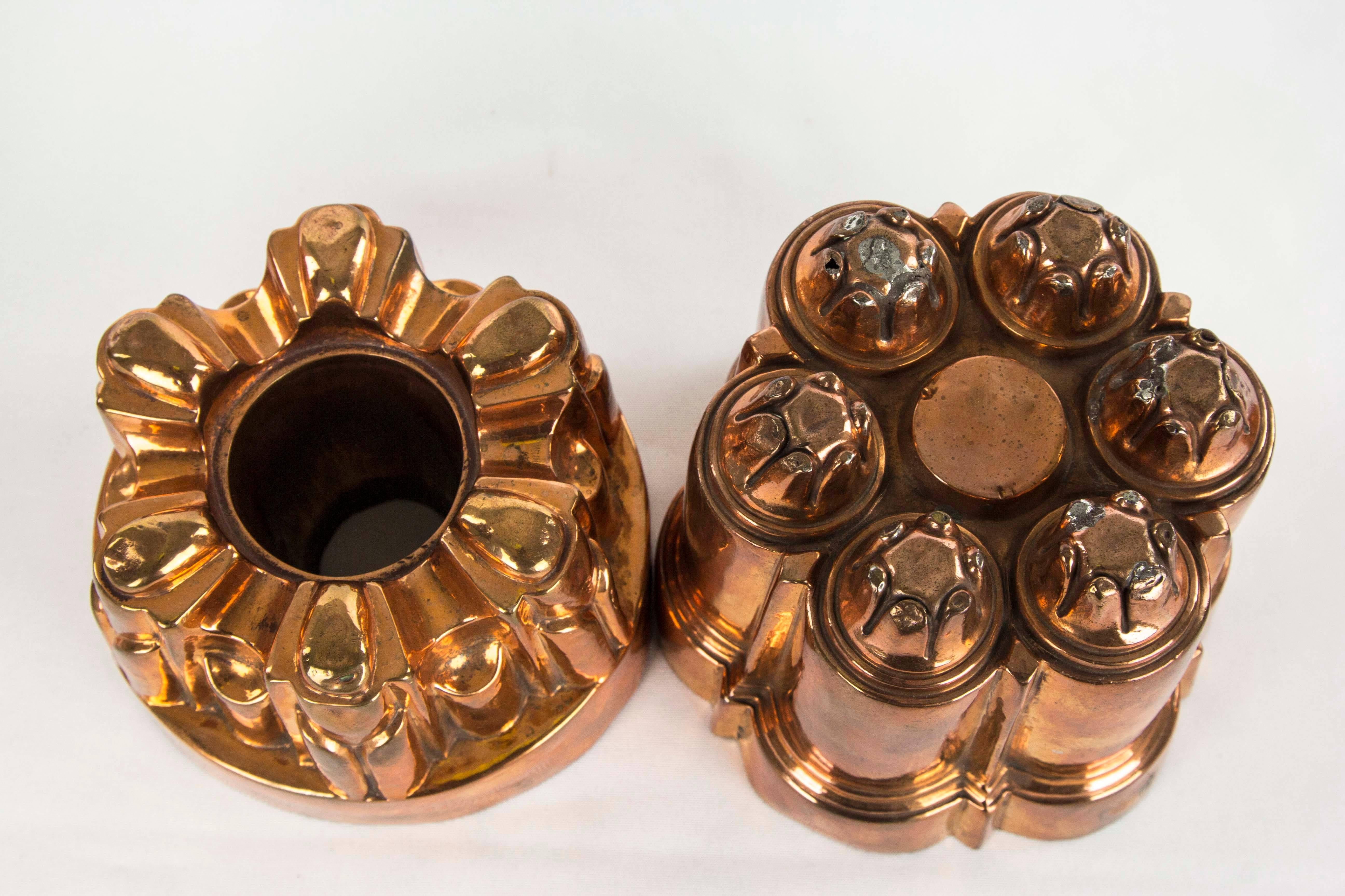 Antique Copper Aspic Molds 19th Century, English Antique Jelly Molds In Excellent Condition In Vancouver, BC