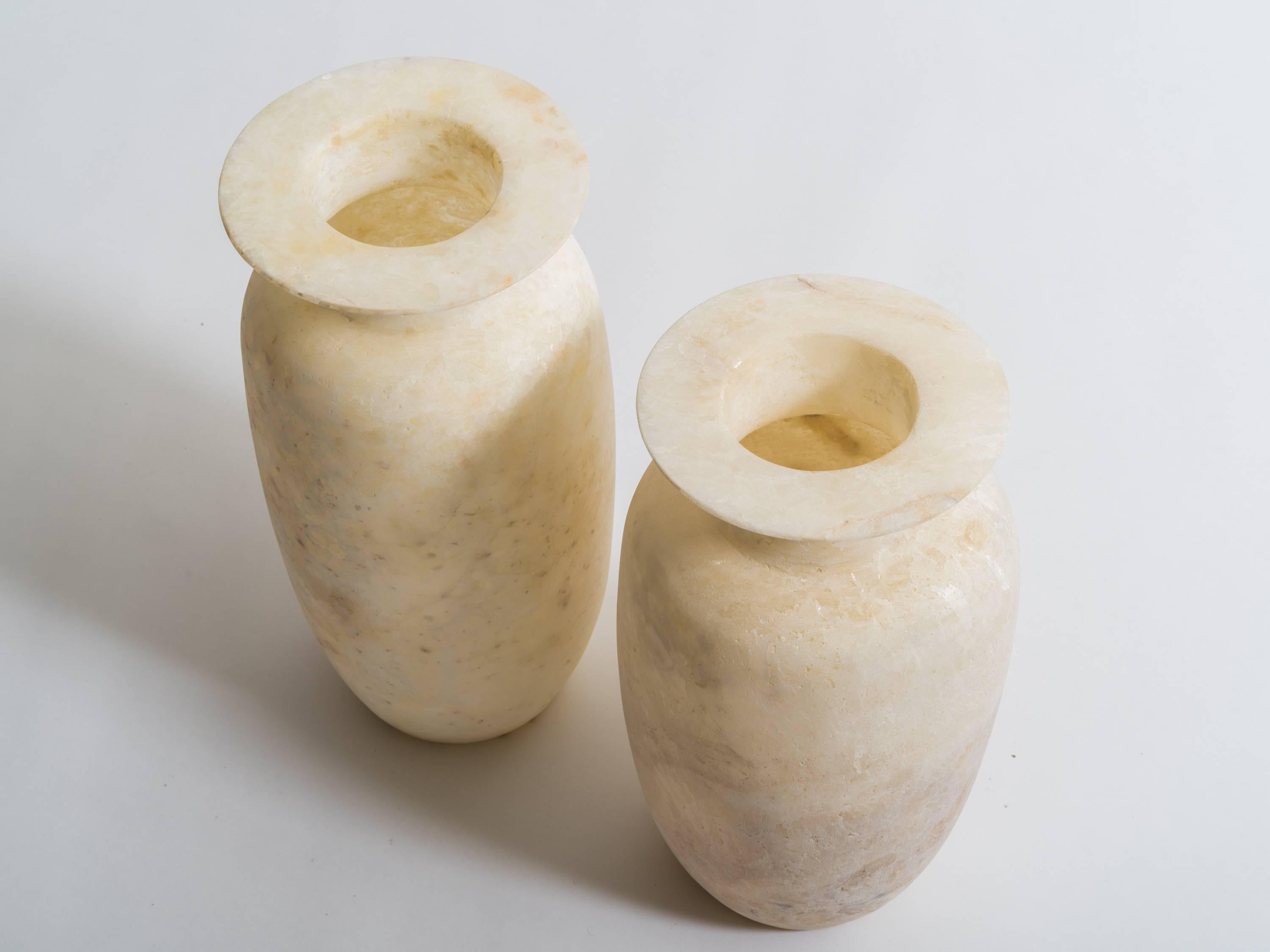 Pair of Egyptian Alabaster Wide Rimmed Urn Vases In Excellent Condition In New York, NY