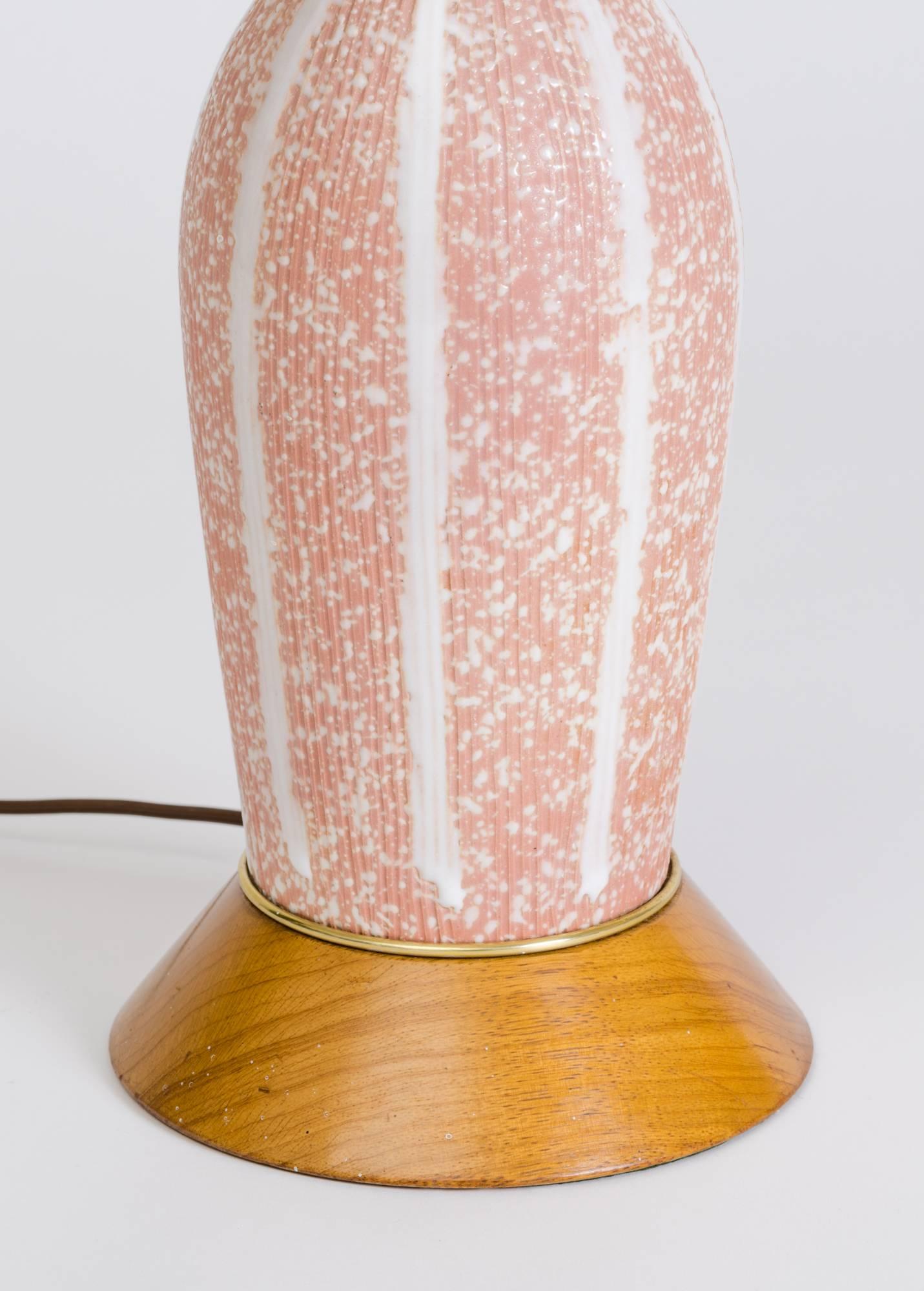 Ferronnerie Zaccagnini lampe italienne en céramique rayée à rayures des années 1950 en vente