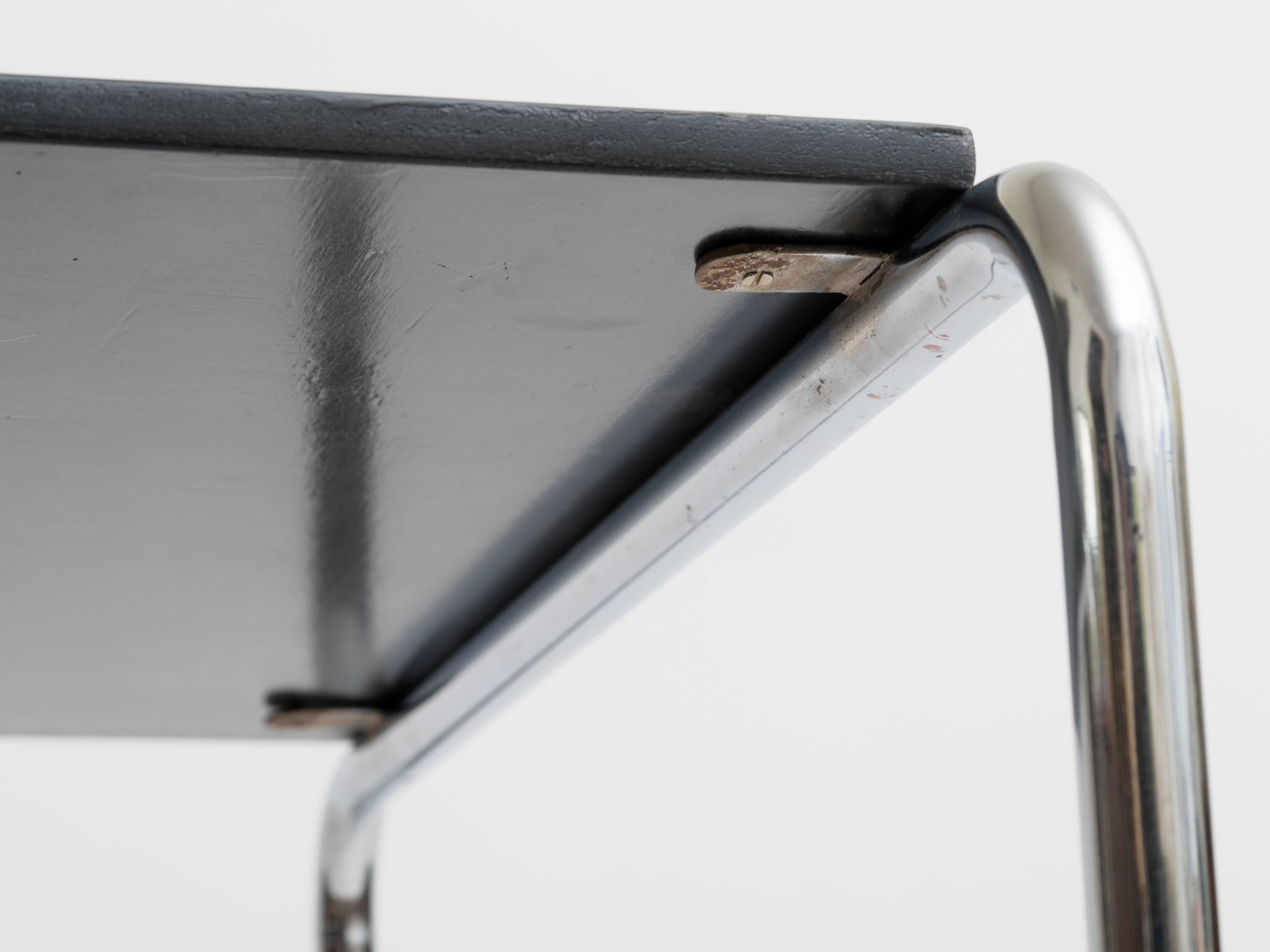 Bauhaus 1930s Lacquered Bar Console Table in the Style of Marcel Breuer For Sale