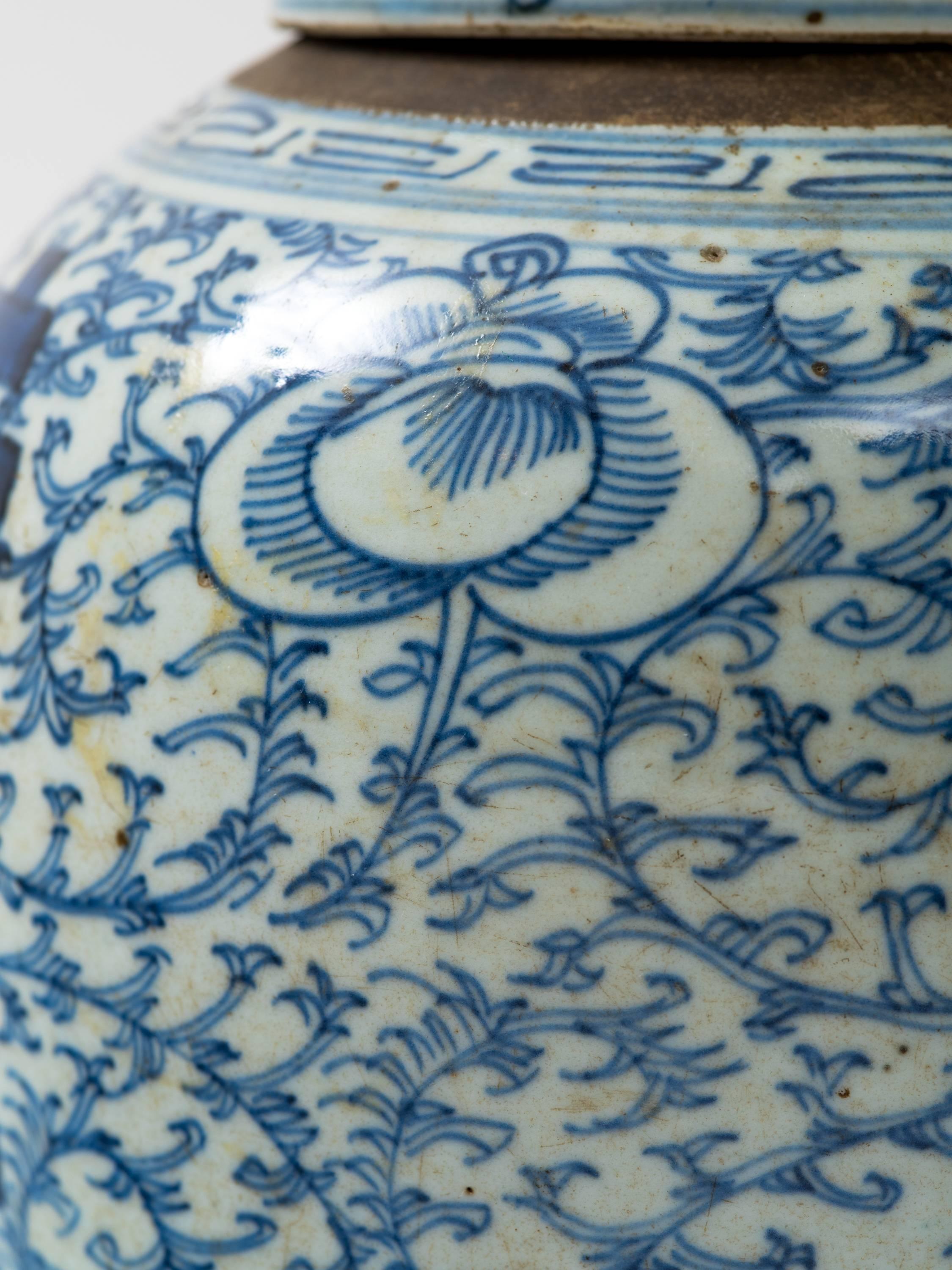 Chinoiserie Chinese 19th Century Blue and White Ginger Jar