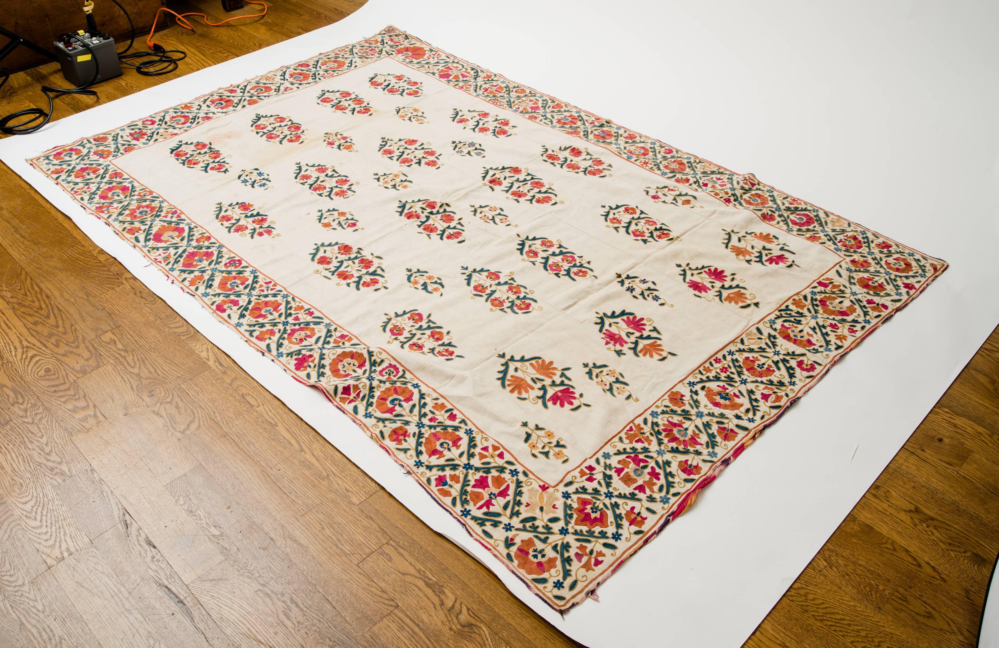 19th Century Uzbek Silk Embroidered Suzani Tapestry For Sale 5