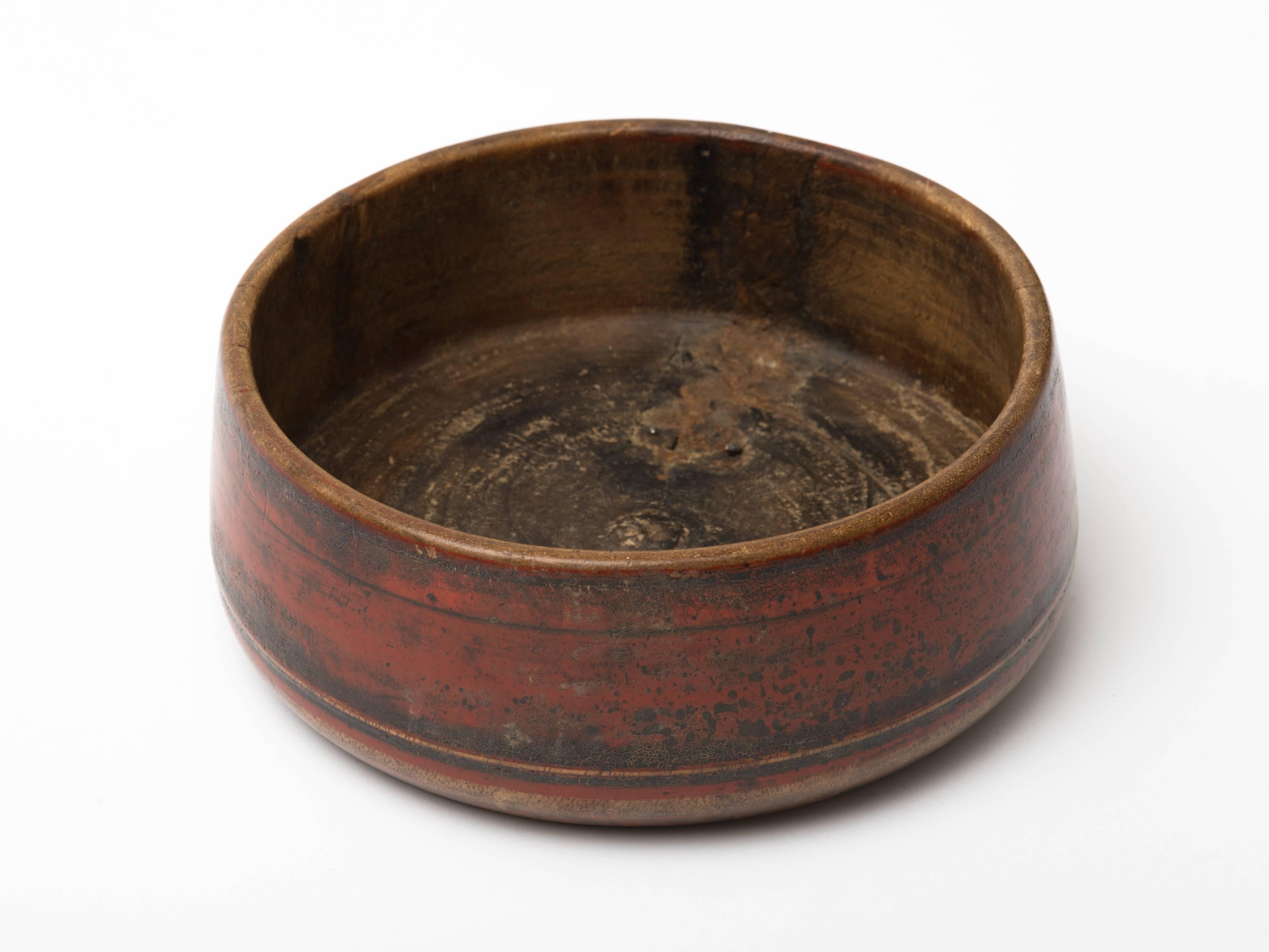 antique wooden bowls