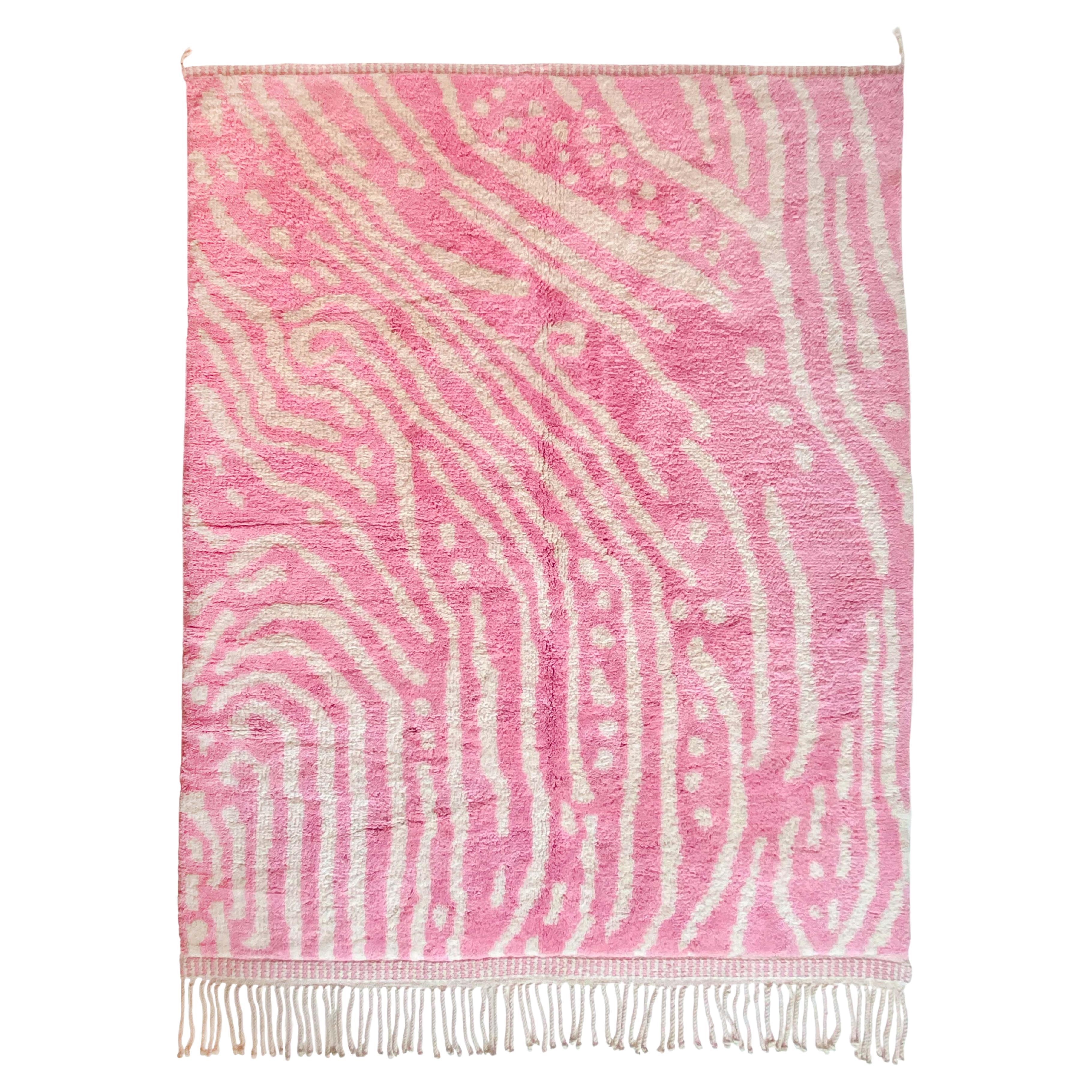 Moroccan Beni Mrirt rug, Modern Ornament Bright Pink Color rug, In Stock For Sale