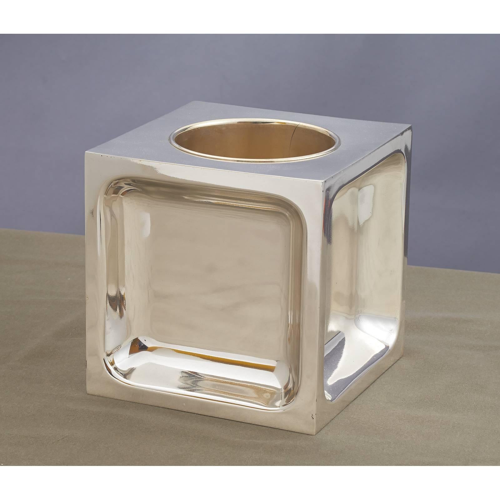 ITALY, 1970's
Geometric cube shaped wine cooler, with circular inset
Silvered metal
Dimensions: 7 x 7 x 7
 

 

