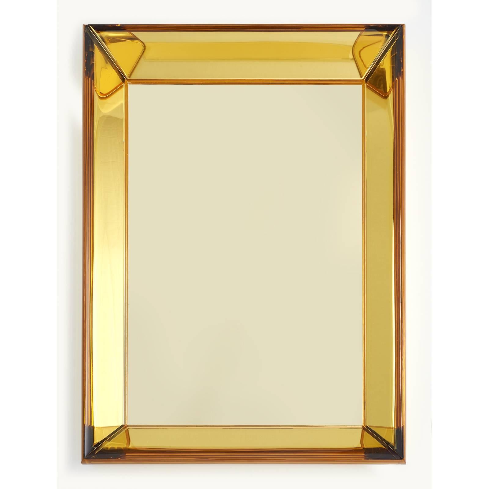 Magnificent Golden Yellow Glass Mirror by Roberto Rida In Excellent Condition In New York, NY