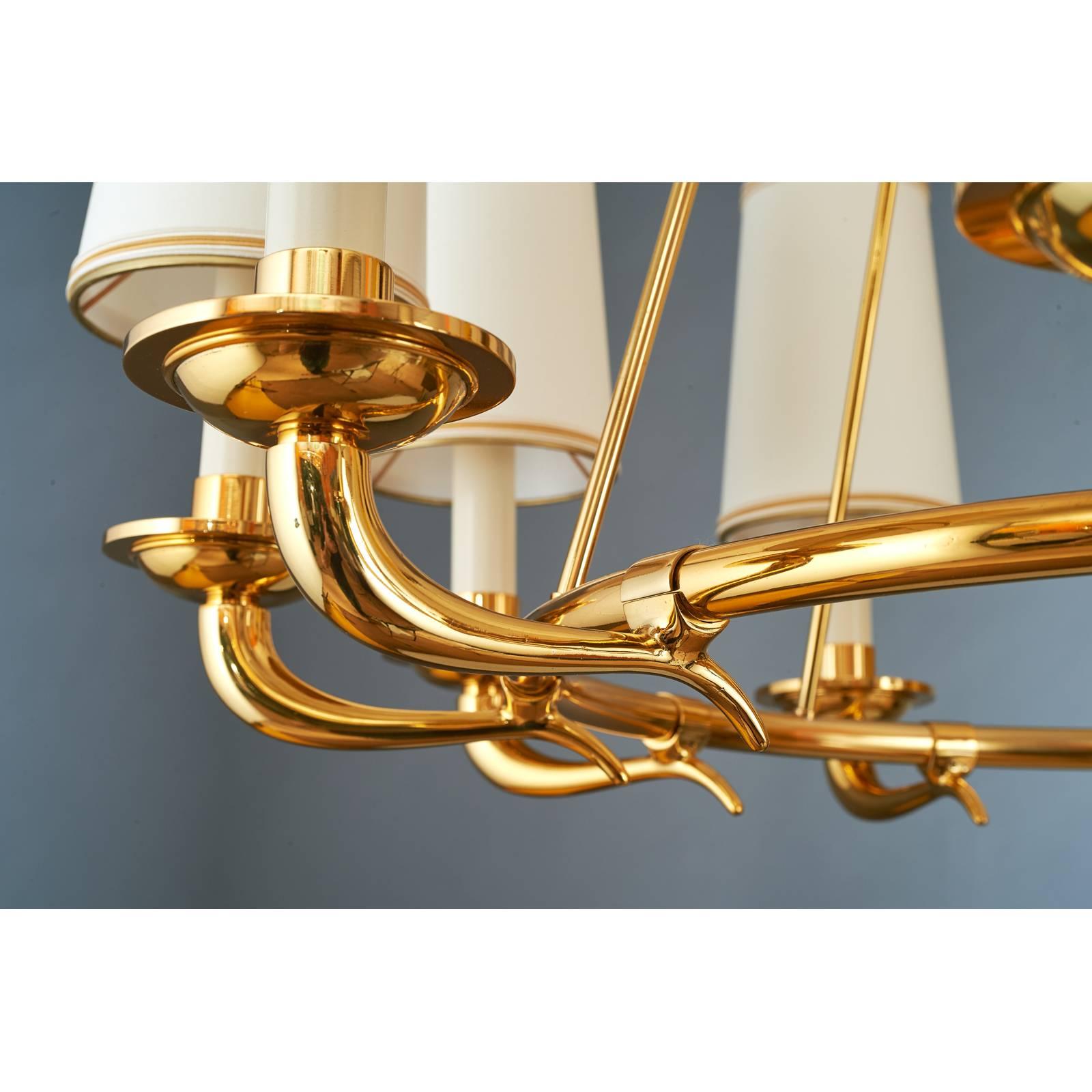Mid-Century Modern Elegant Ten Branch Polished Brass Chandelier, Italy, 1950s