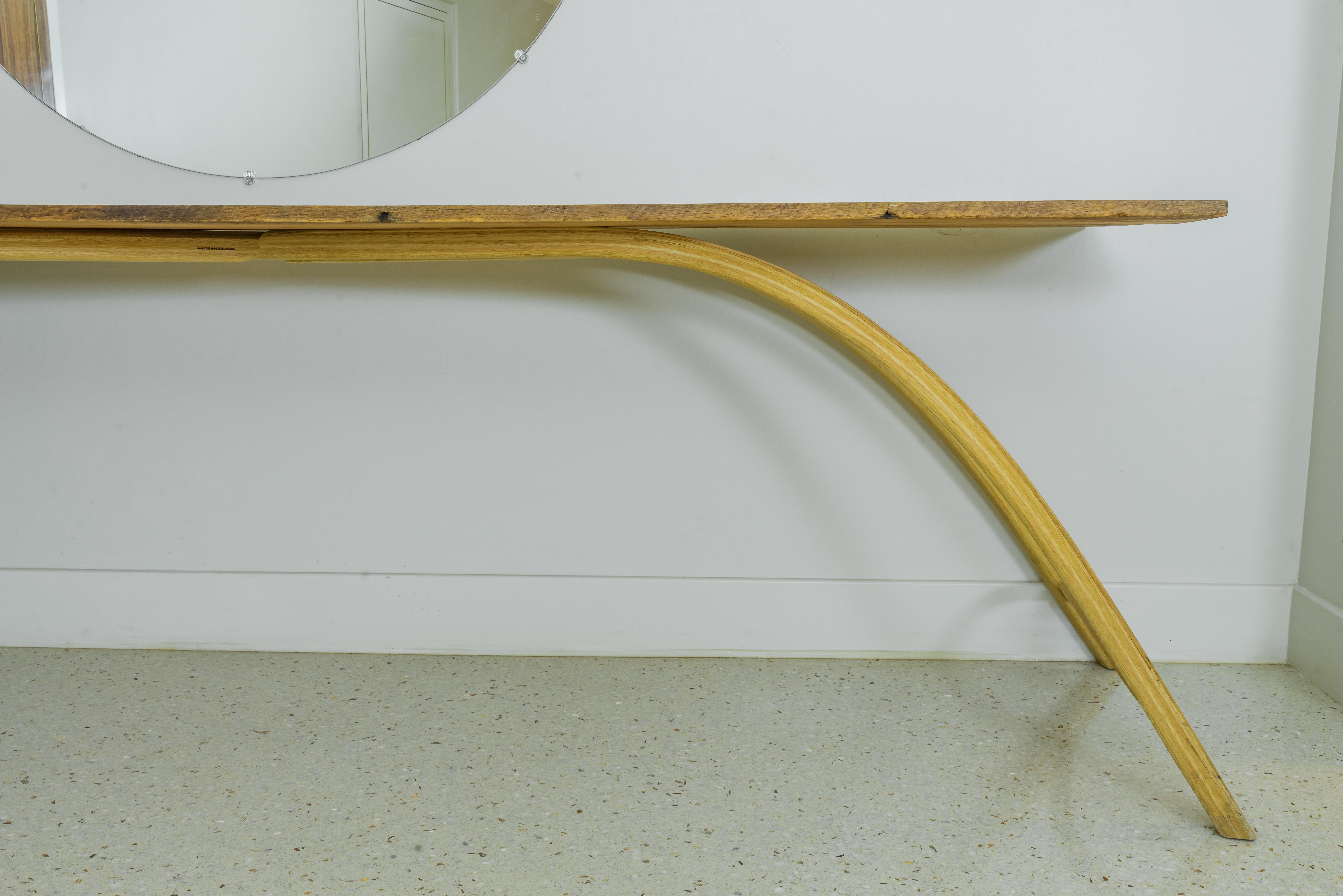 Mesa Consola Finita, Madera de Roble Recuperada, Hecha a Mano por Rafael Calvo en venta 1