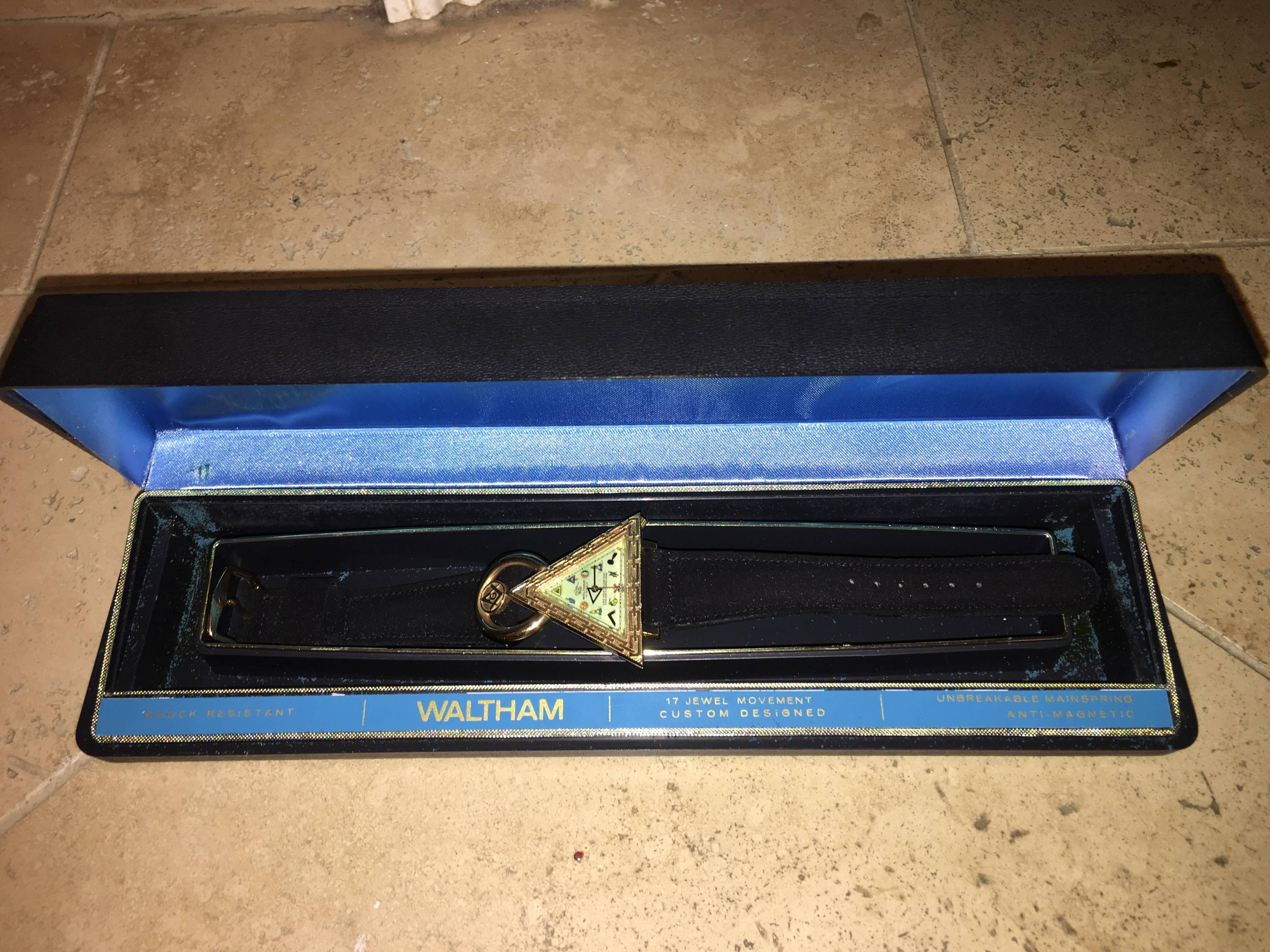 Waltham Swiss Freemason Masonic Triangle Uhr im Zustand „Hervorragend“ in Atlanta, GA