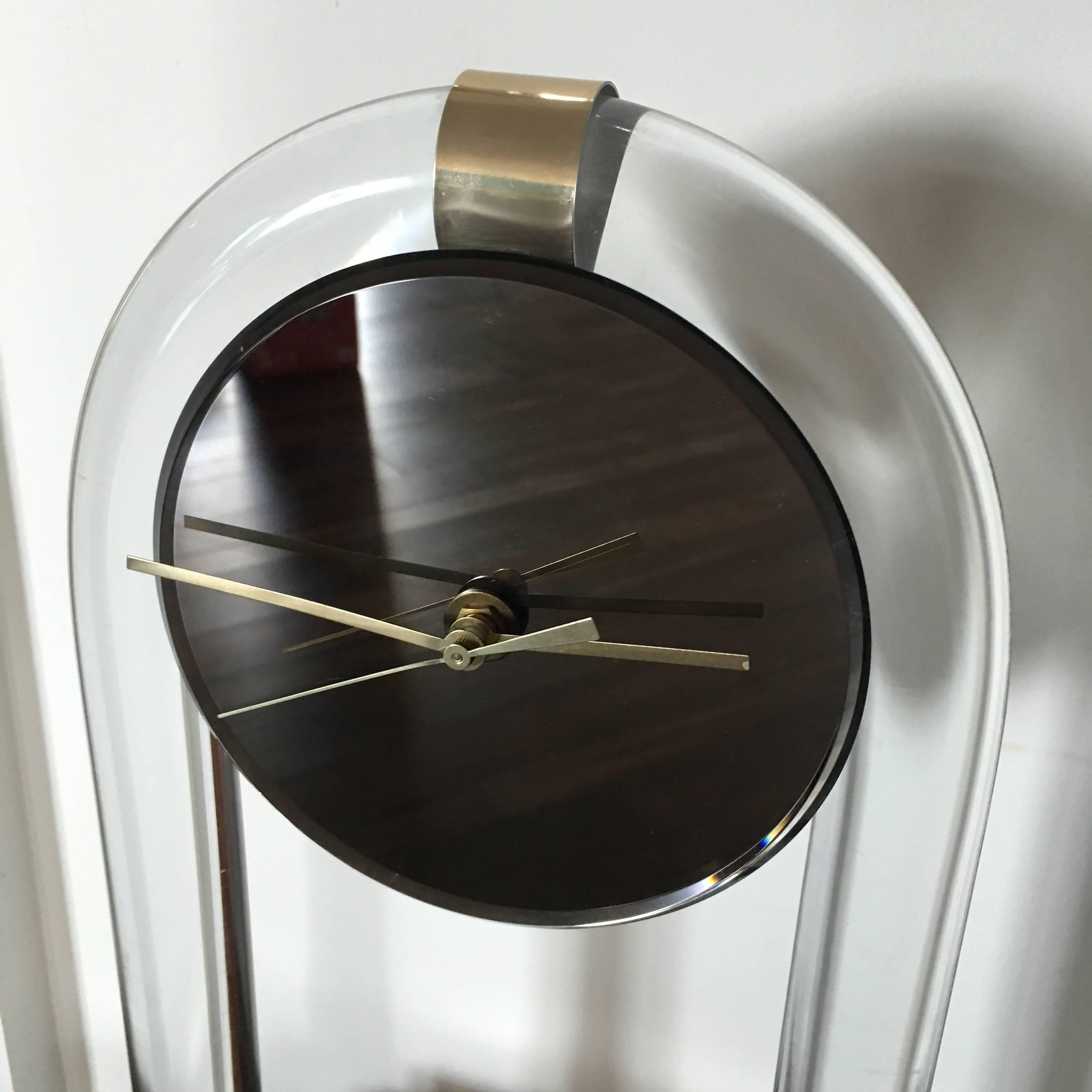 Lucite and Brass Sculptural Modern Table Clock In Excellent Condition In Atlanta, GA
