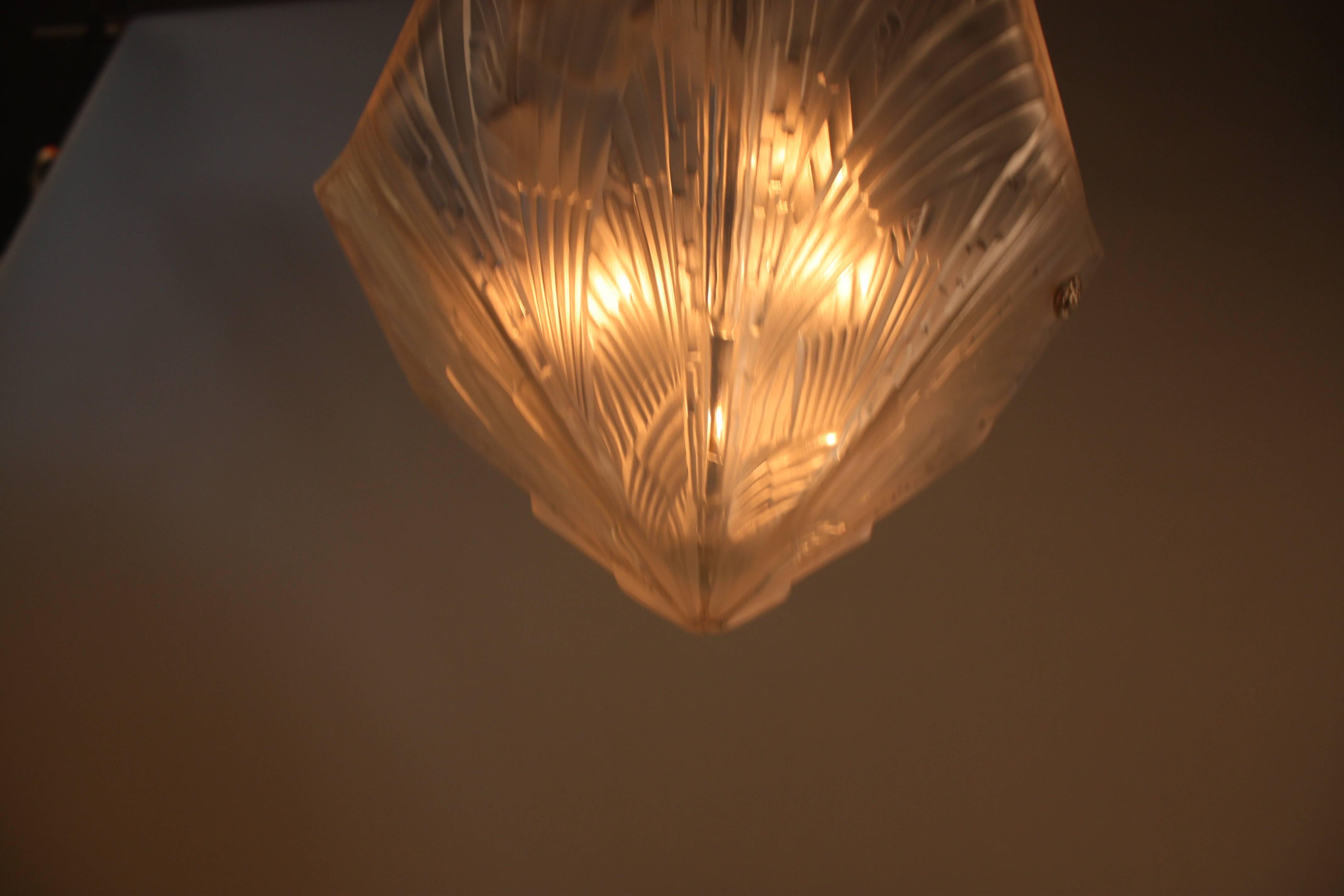 Glass French Art Deco Chandelier by Hettier & Vincent
