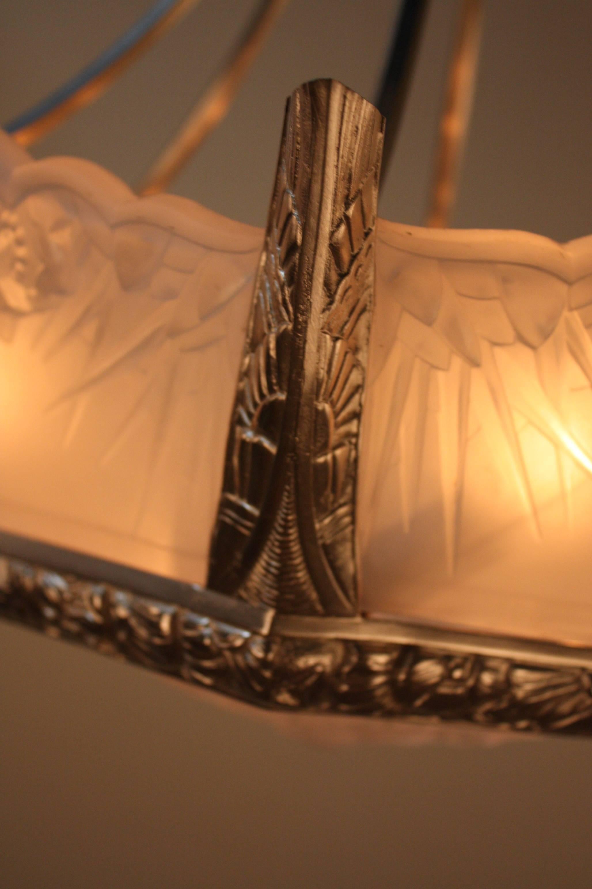 Early 20th Century French Art Deco Chandelier by Muller Frères