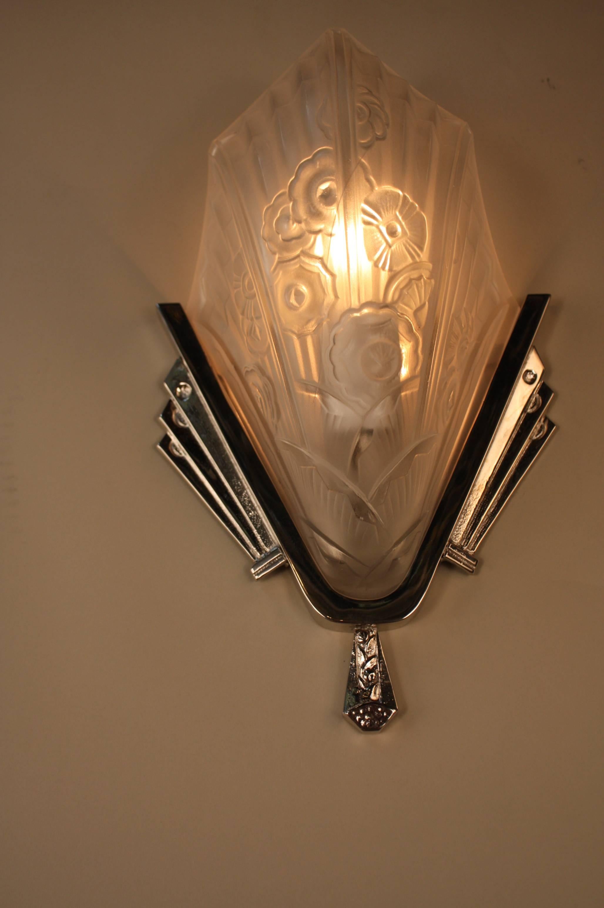 Glass Pair of French Art Deco Wall Sconces