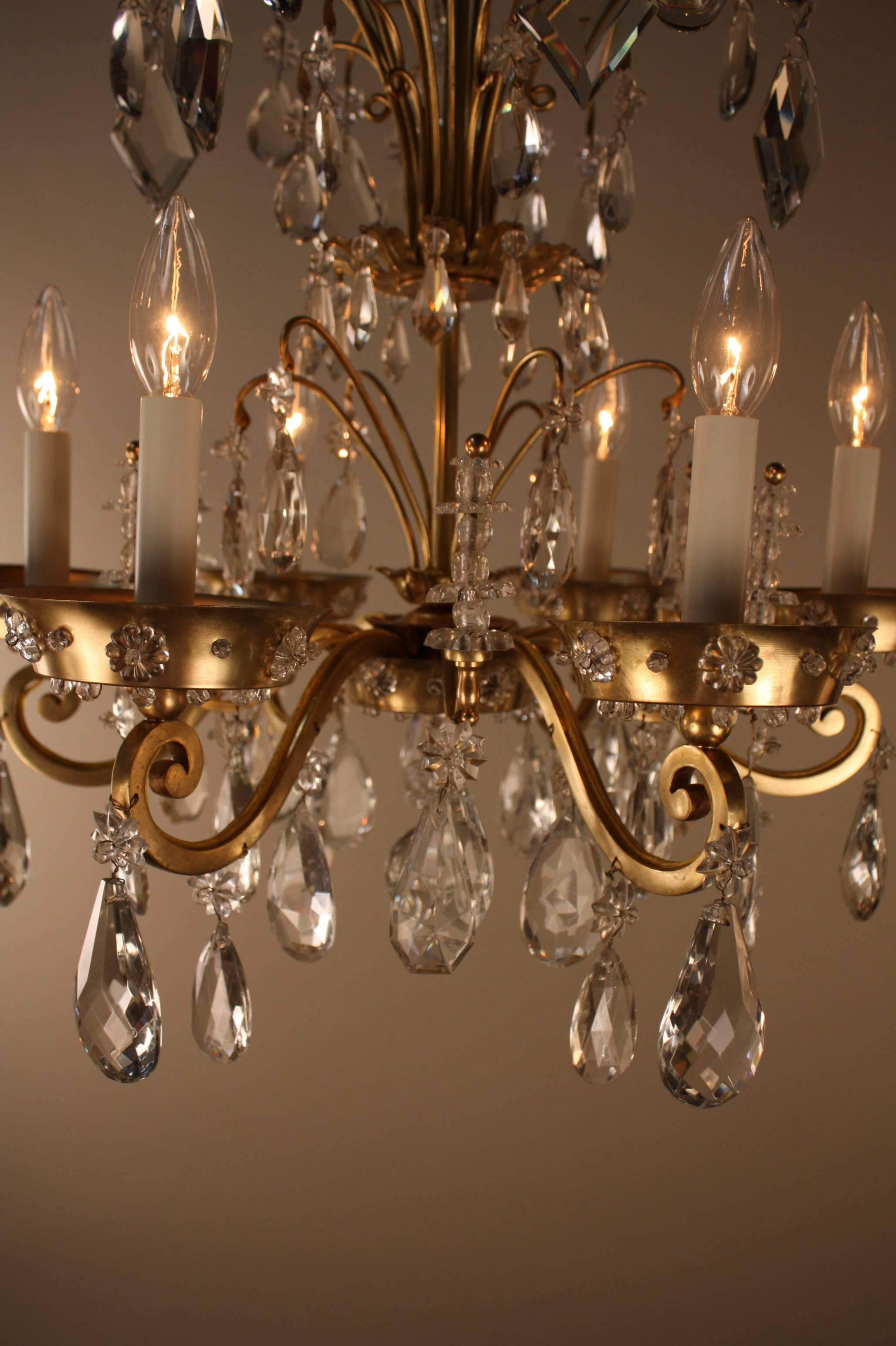 Mid-20th Century French Crystal and Bronze Chandelier by Maison Baguès