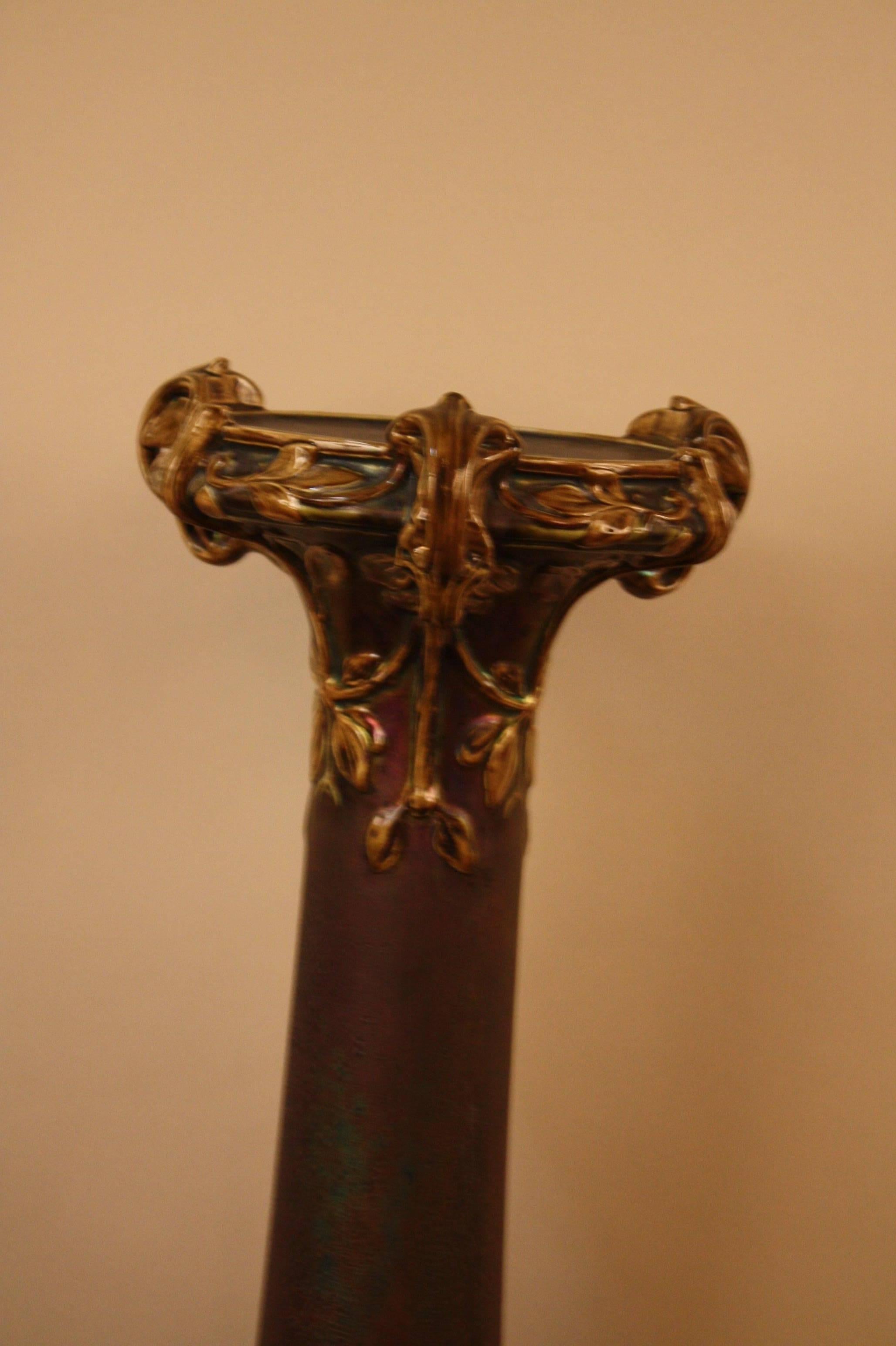 Gorgeous Art Nouveau, Majolica pottery stand. This artfully design pottery stand decorated with high glazed yellow green leaves over satin textured brown or bronze color which makes this this piece incredibly beautiful. 

 