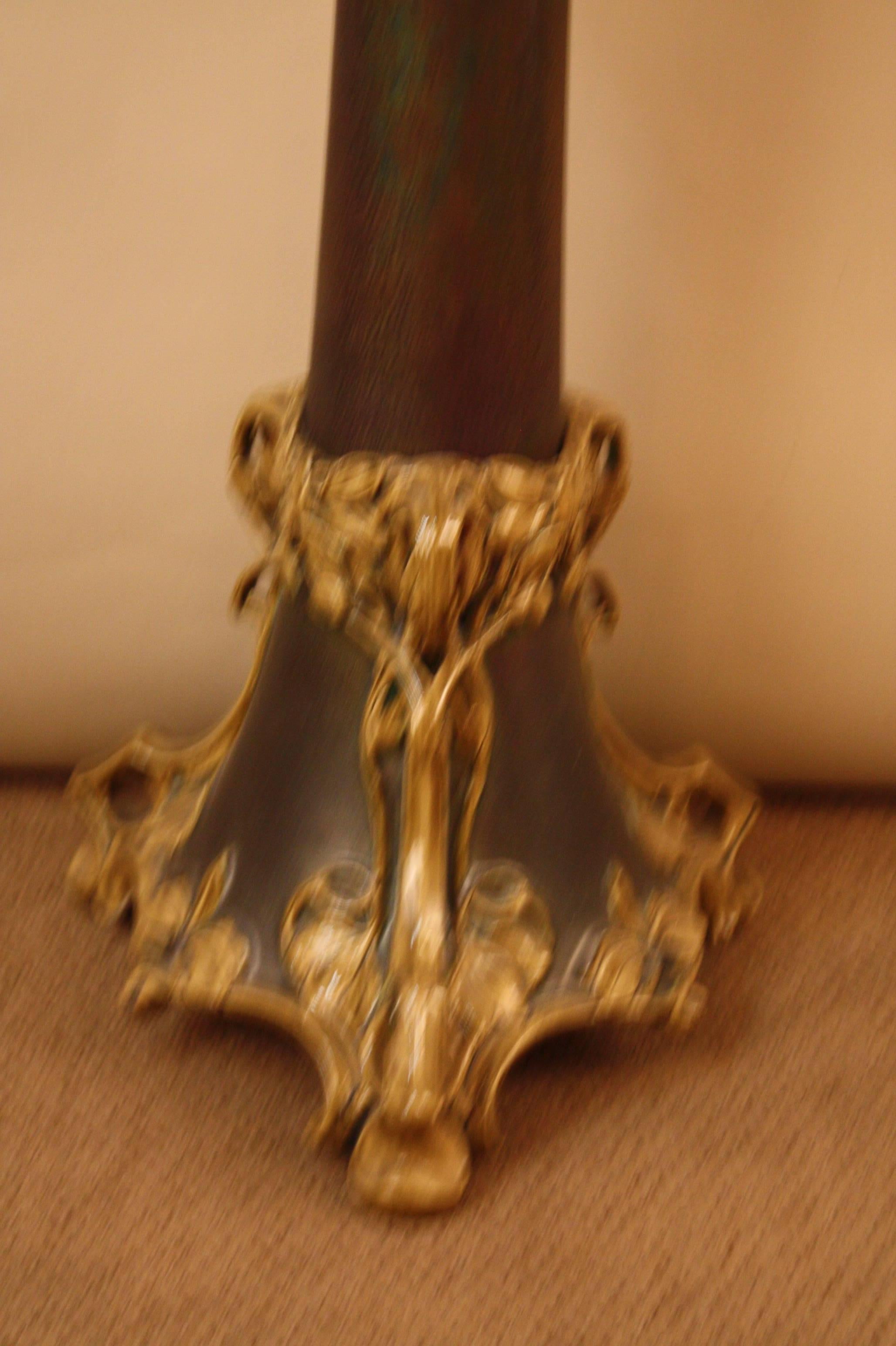 majolica plant stand