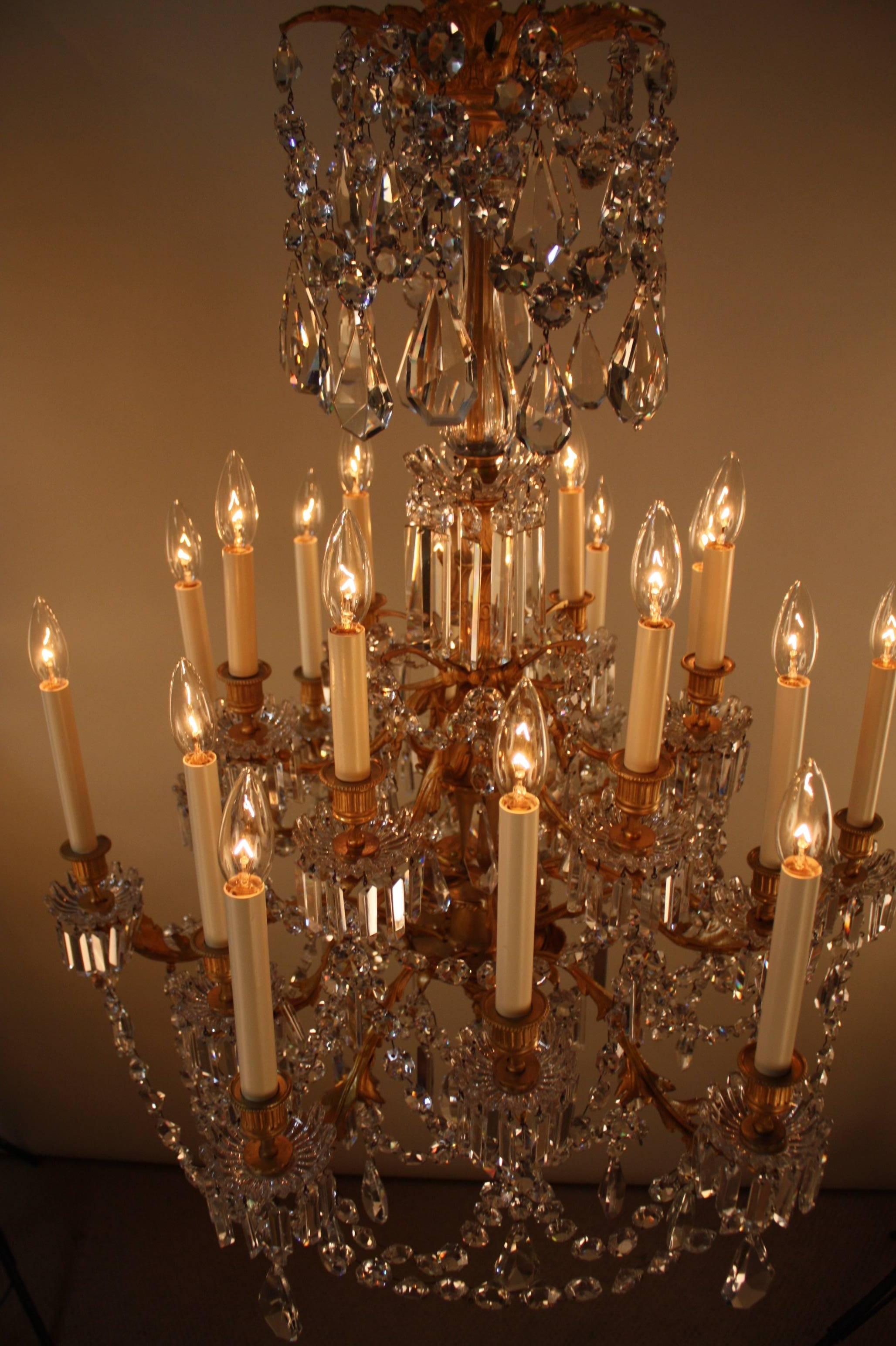 19th Century French Crystal and Bronze Doré Chandelier by Baccarat  2