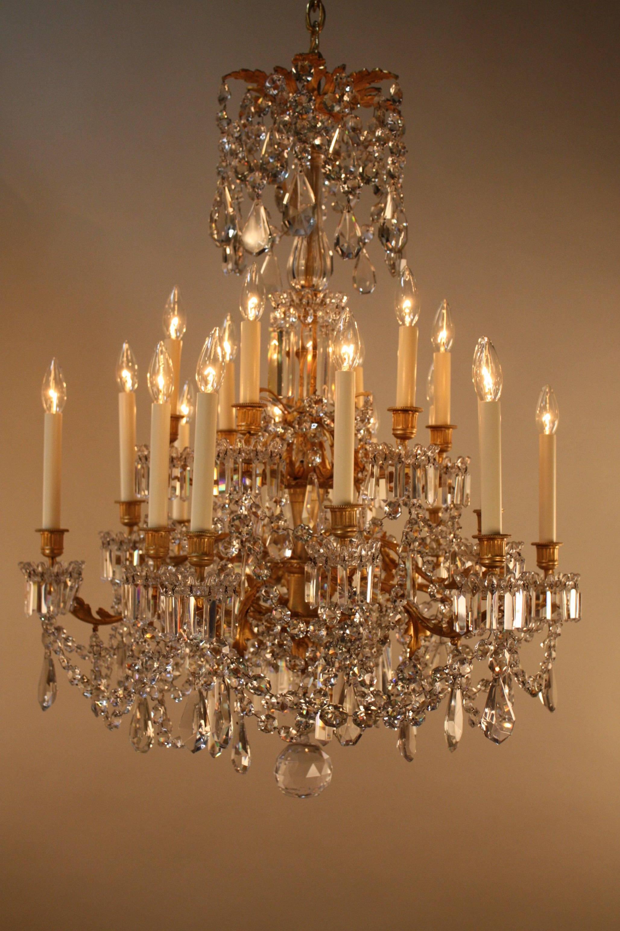 19th Century French Crystal and Bronze Doré Chandelier by Baccarat  3