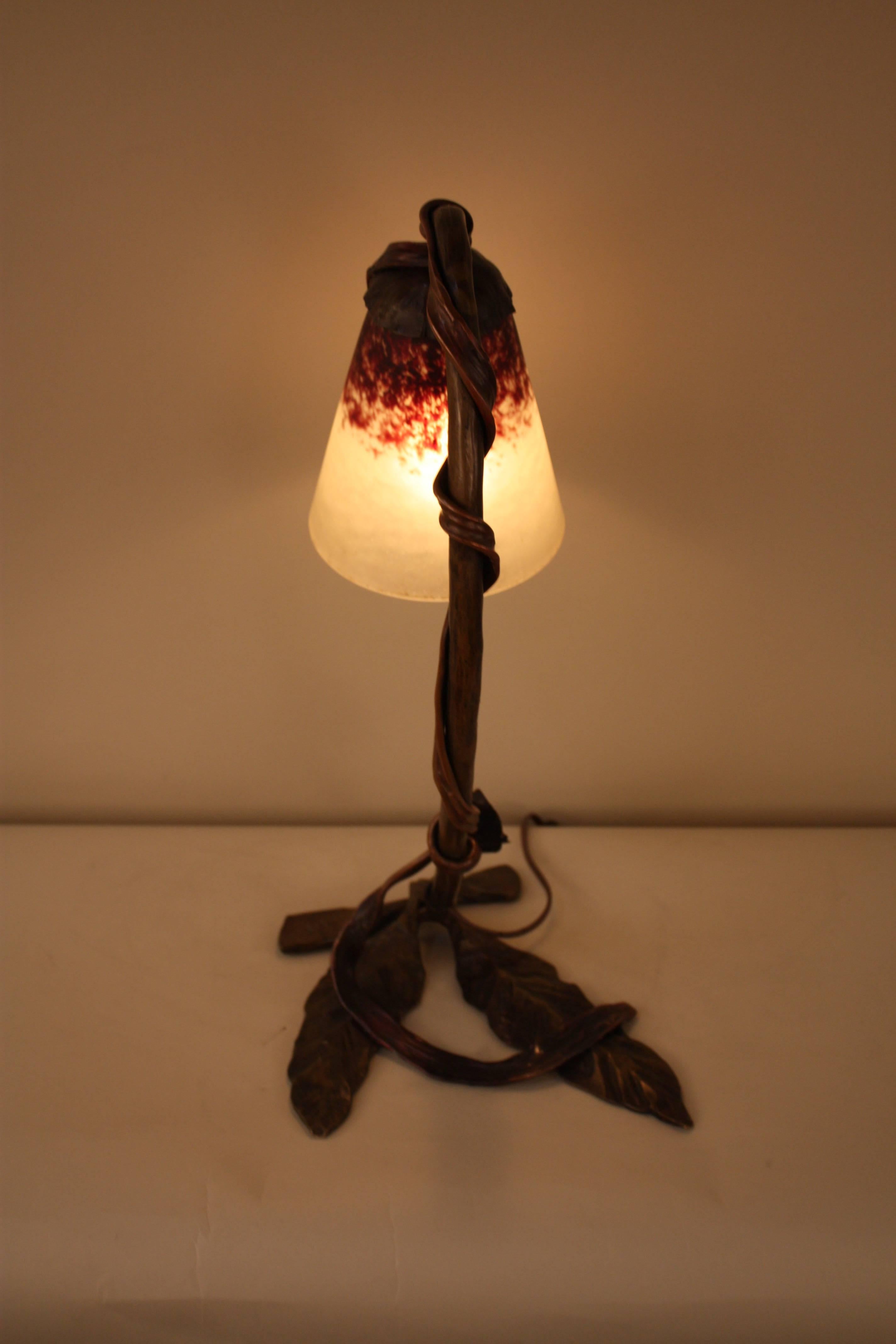 Bronze Art Nouveau Table Lamp with Charles Schneider Glass Shade 3