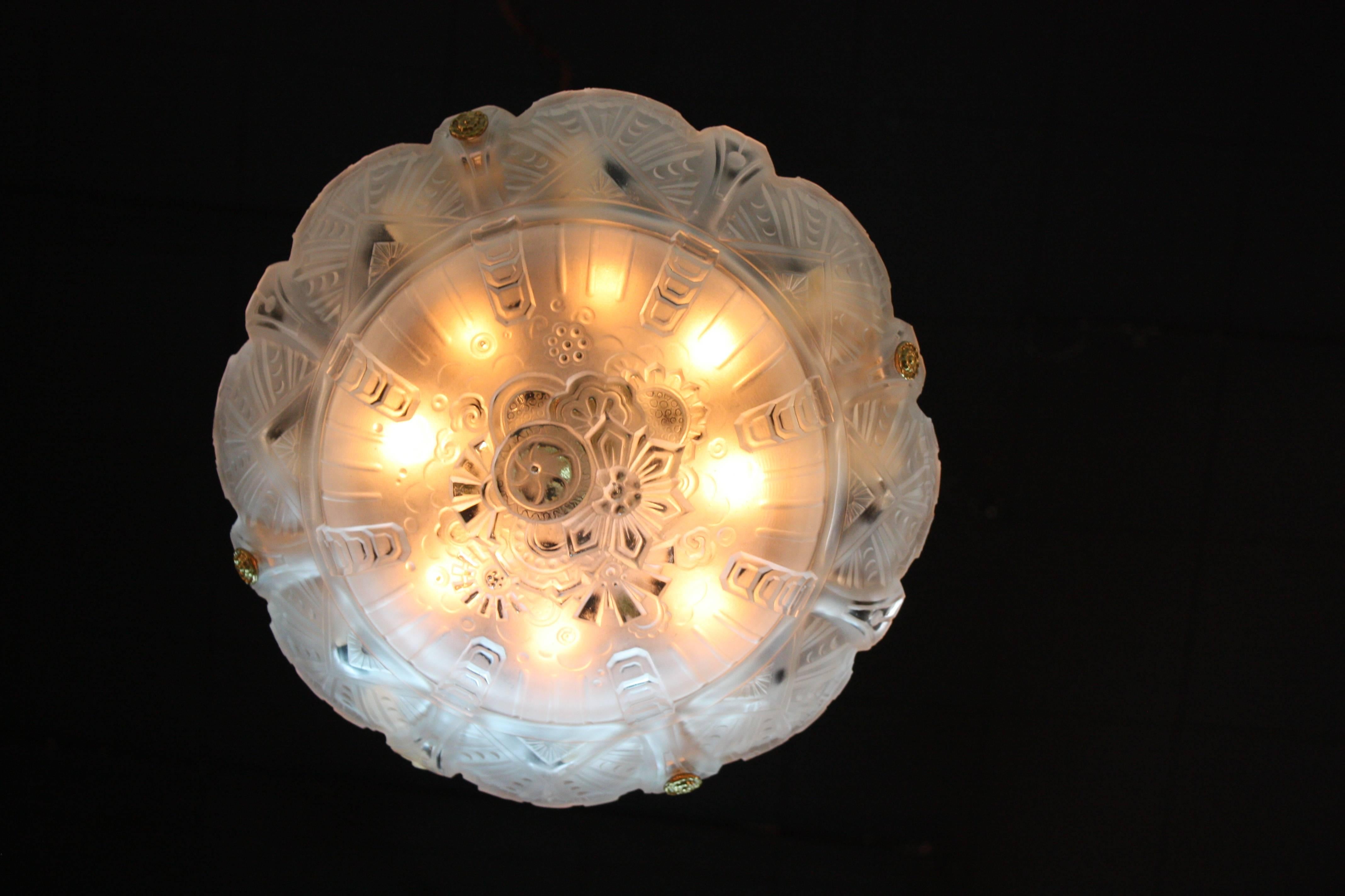 Mid-20th Century Superb Art Deco Chandelier by Muller Freres