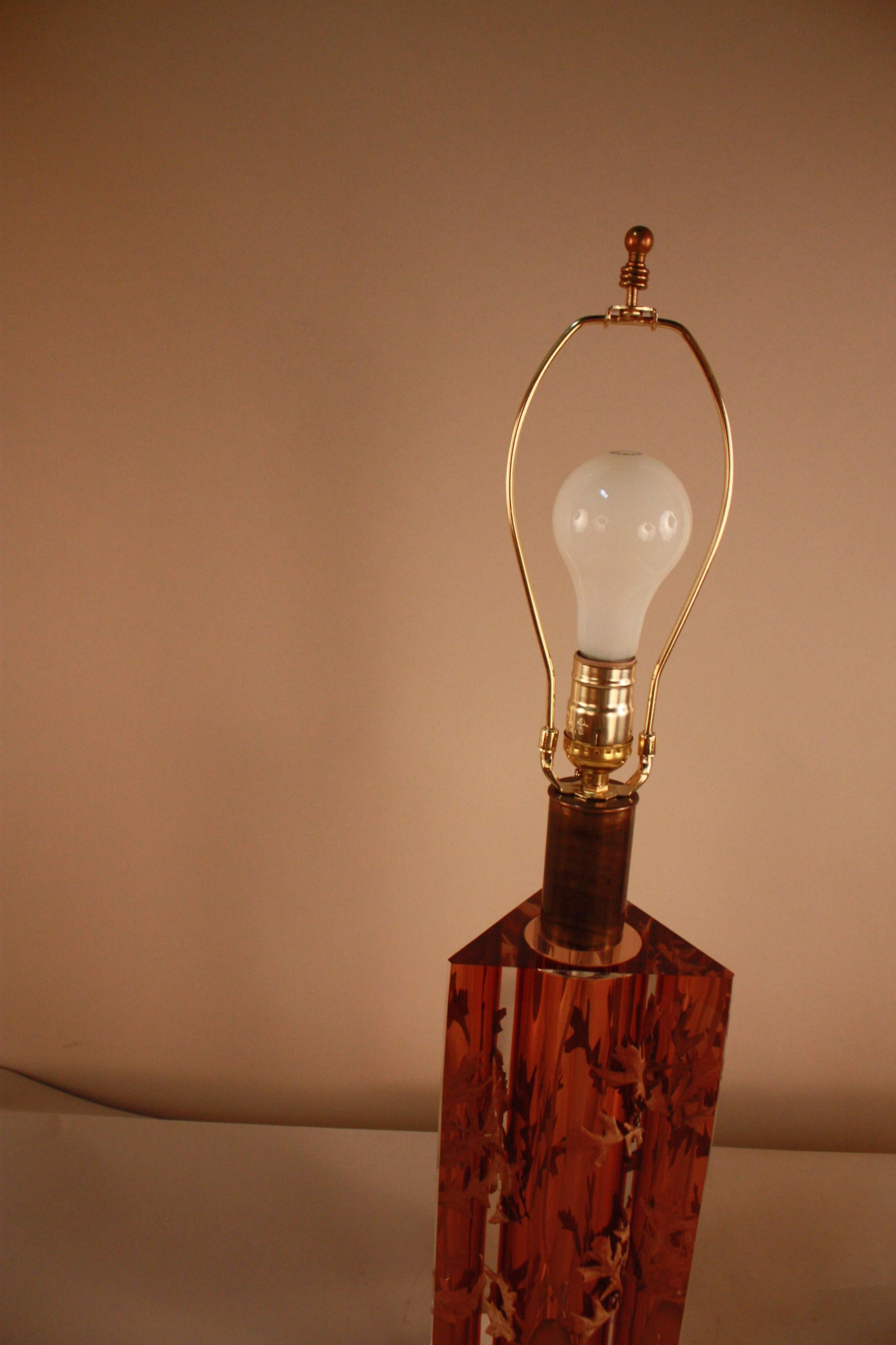 Late 20th Century Lucite Table Lamp with Leaf Inclusion by Romeo Paris