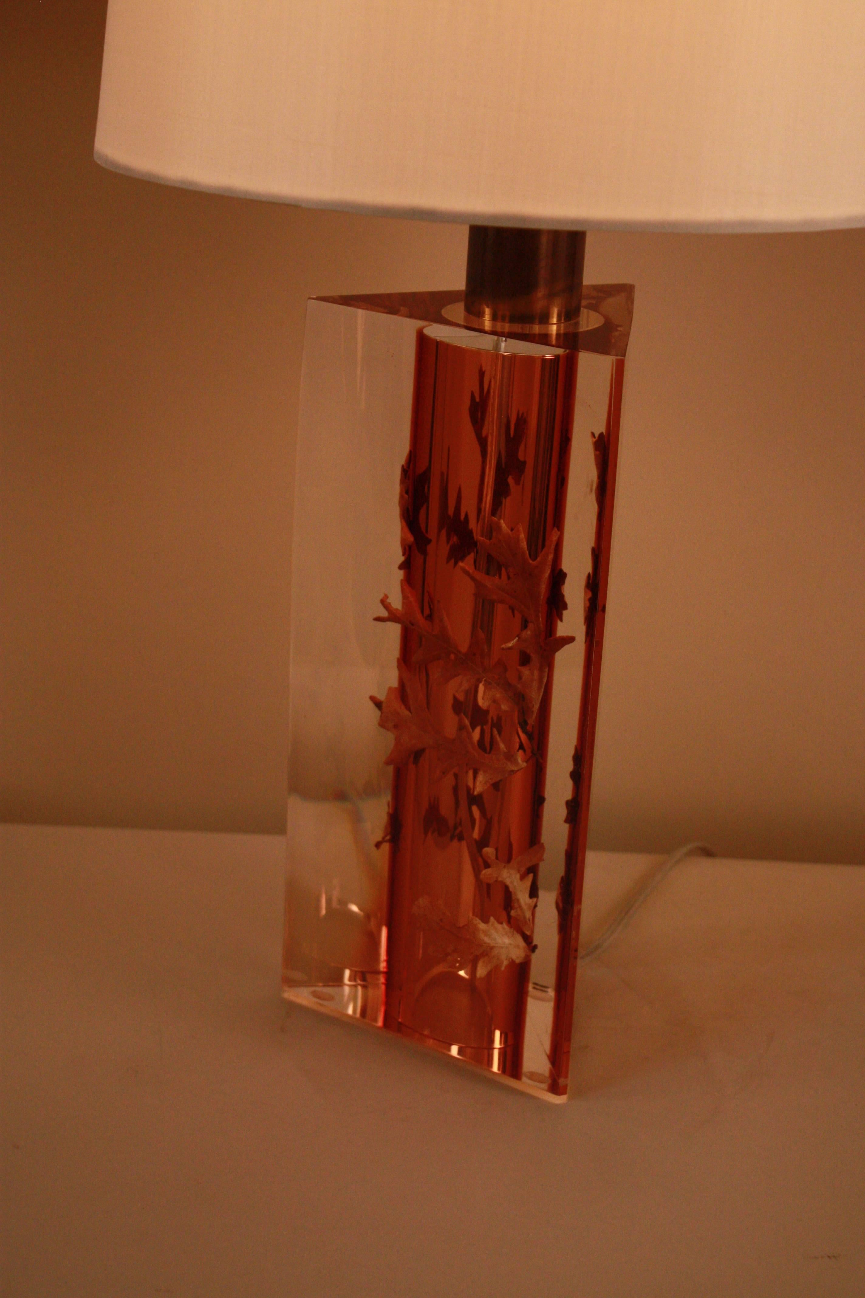 Lucite Table Lamp with Leaf Inclusion by Romeo Paris 2