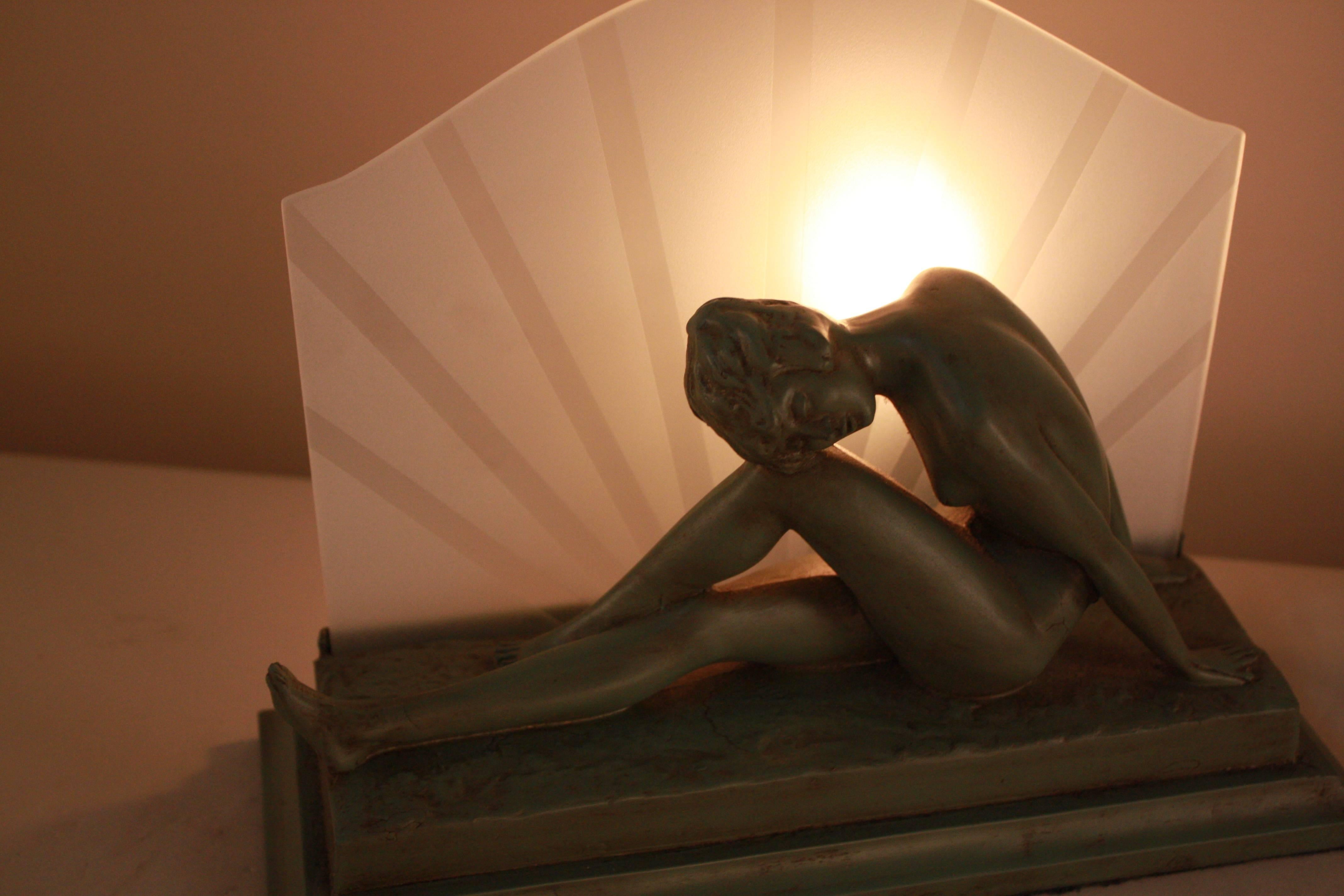 Glass American 1930s Nude Figure Art Deco Table Lamp