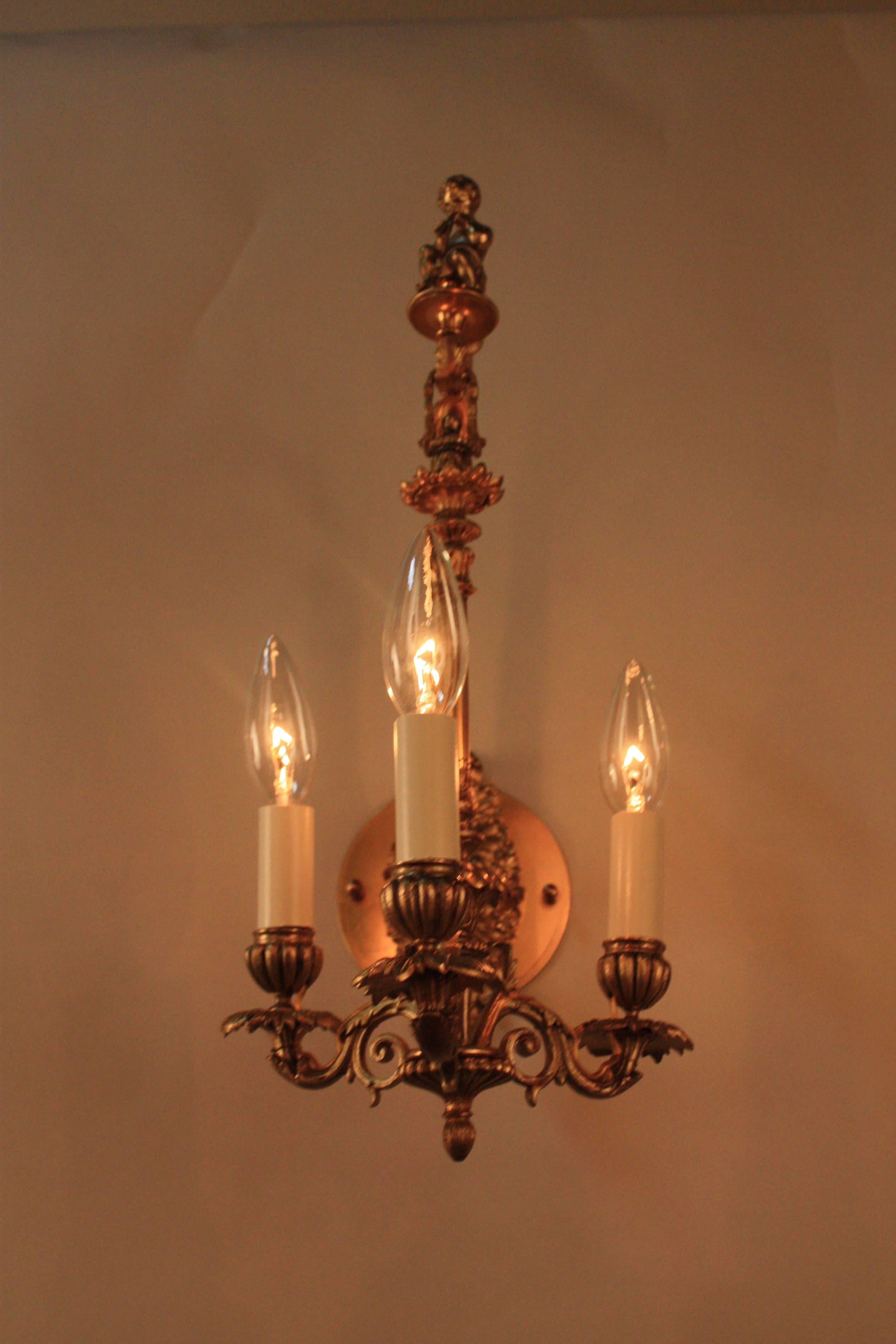 Pair of 19th Century French Empire Style Bronze Wall Sconces 5