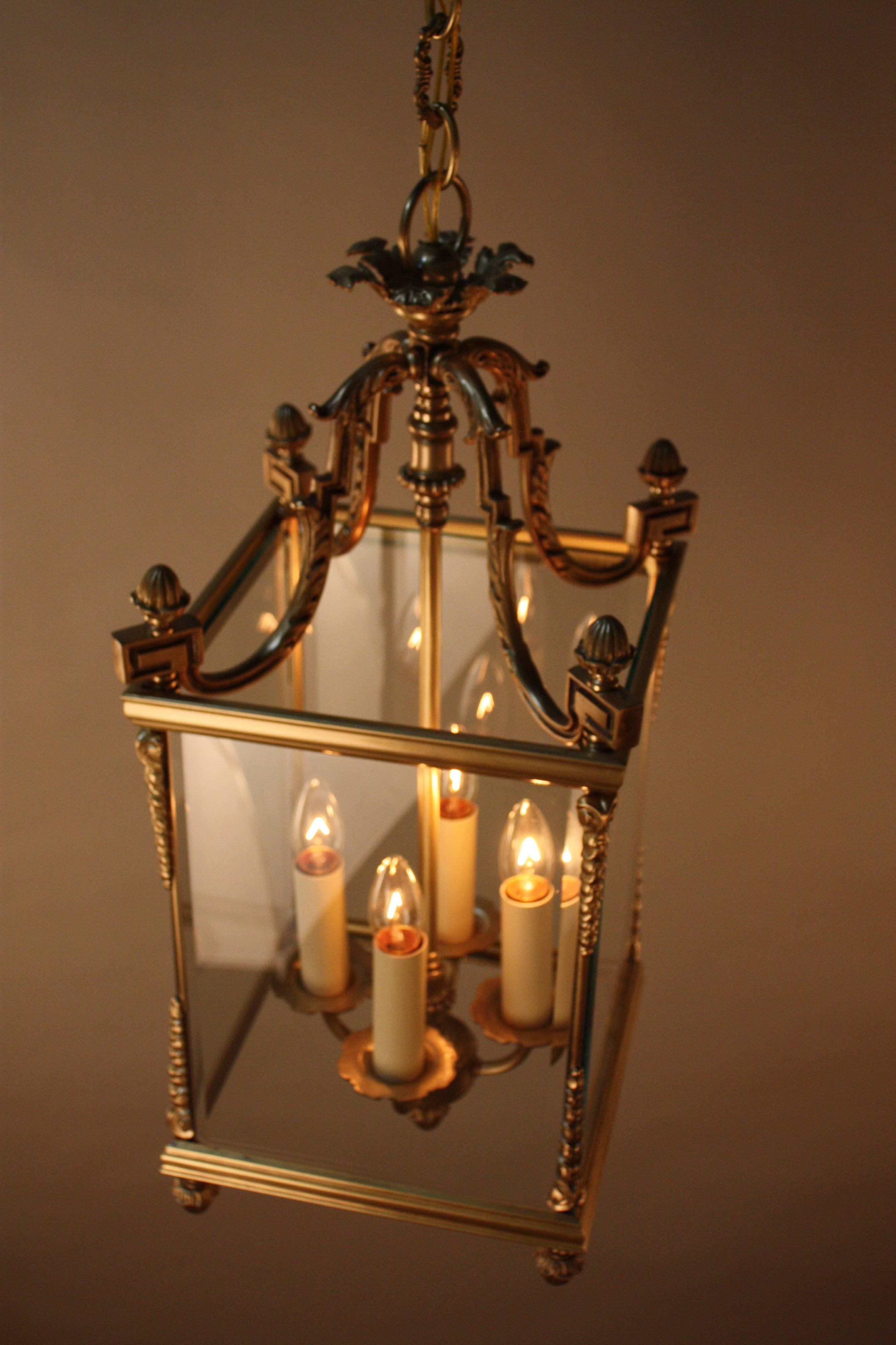 Pair of Italian Beveled Glass and Bronze Lanterns 4