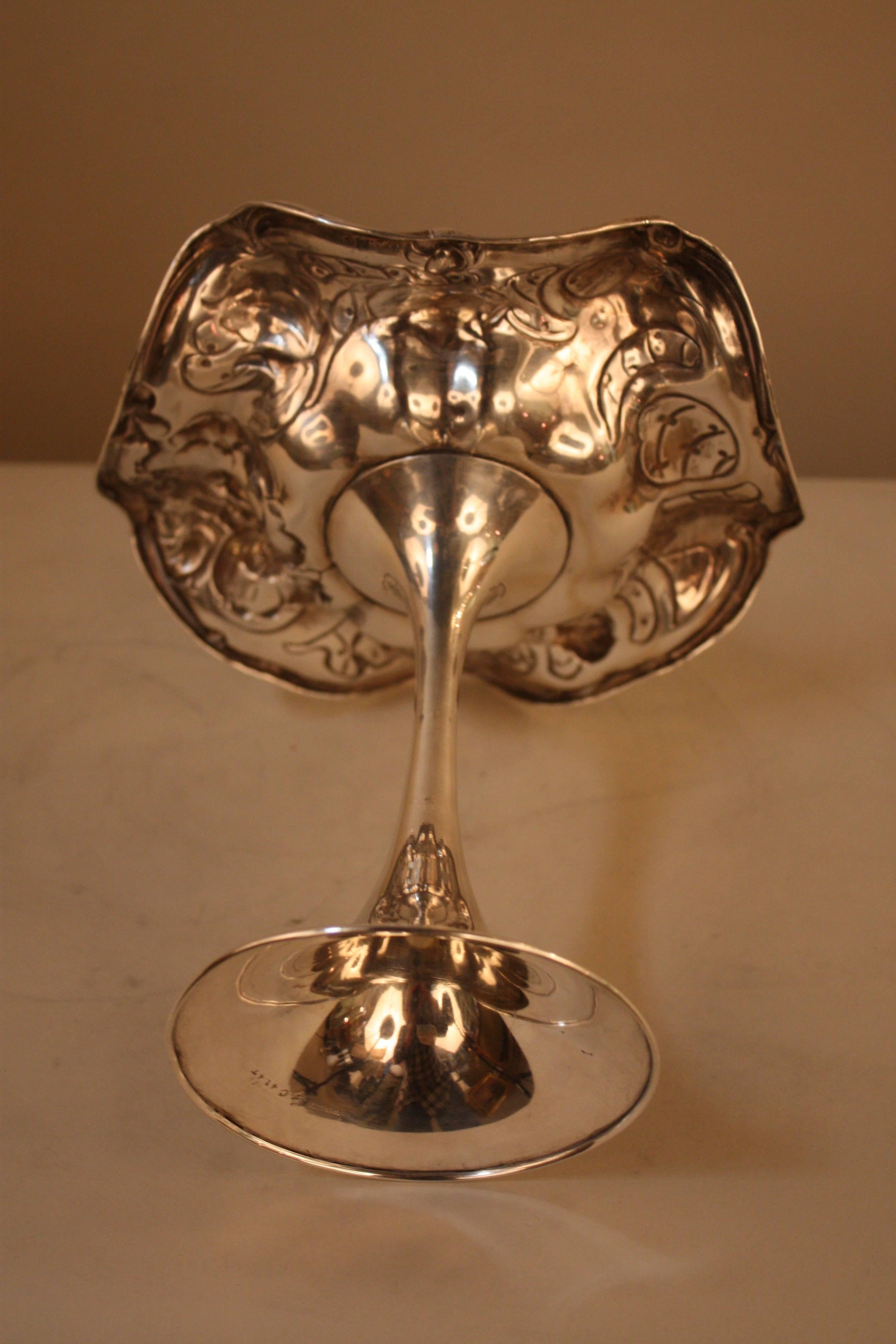 American Art Nouveau Sterling Silver Center Dish 1