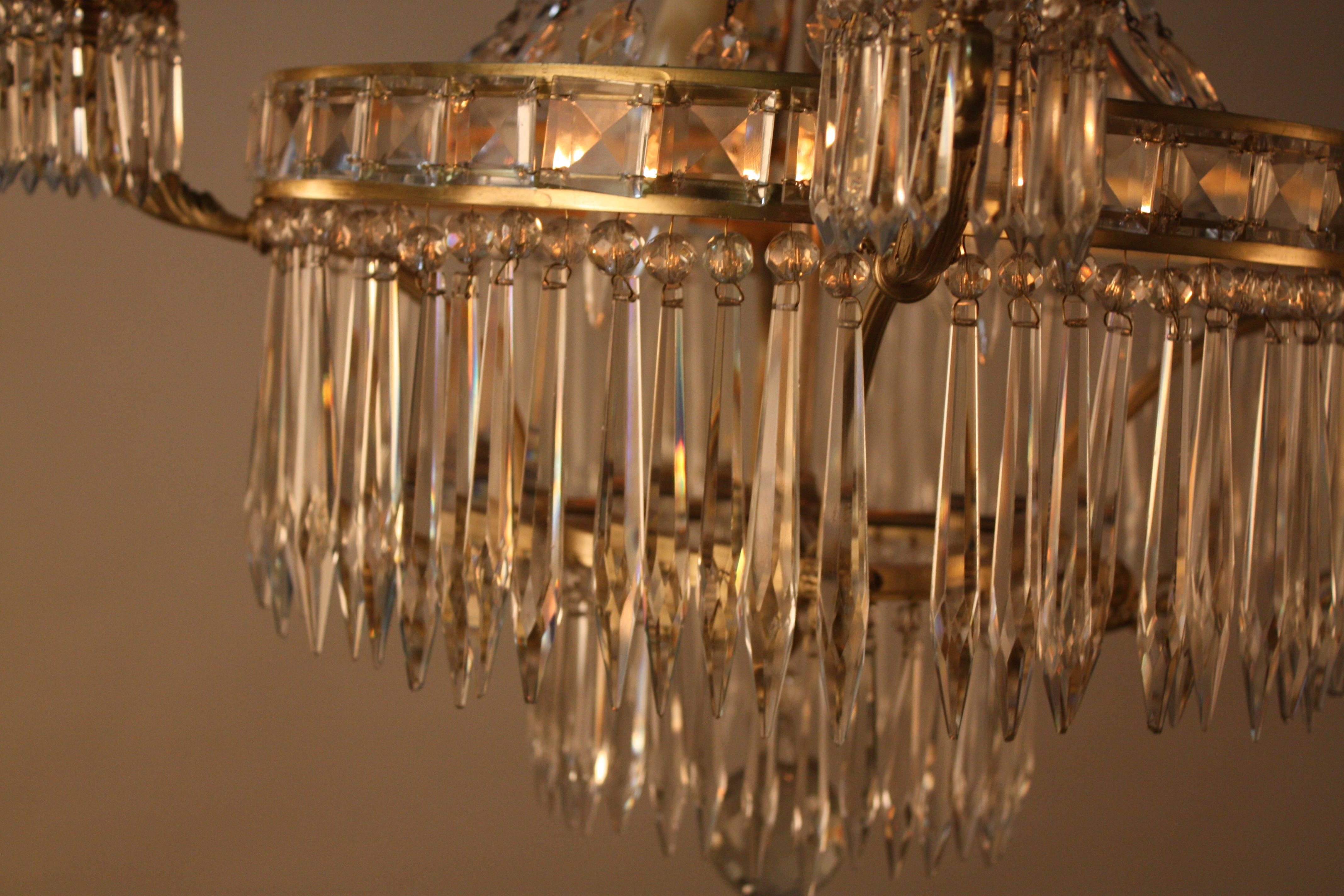Elegant French Crystal and Bronze Chandelier 6