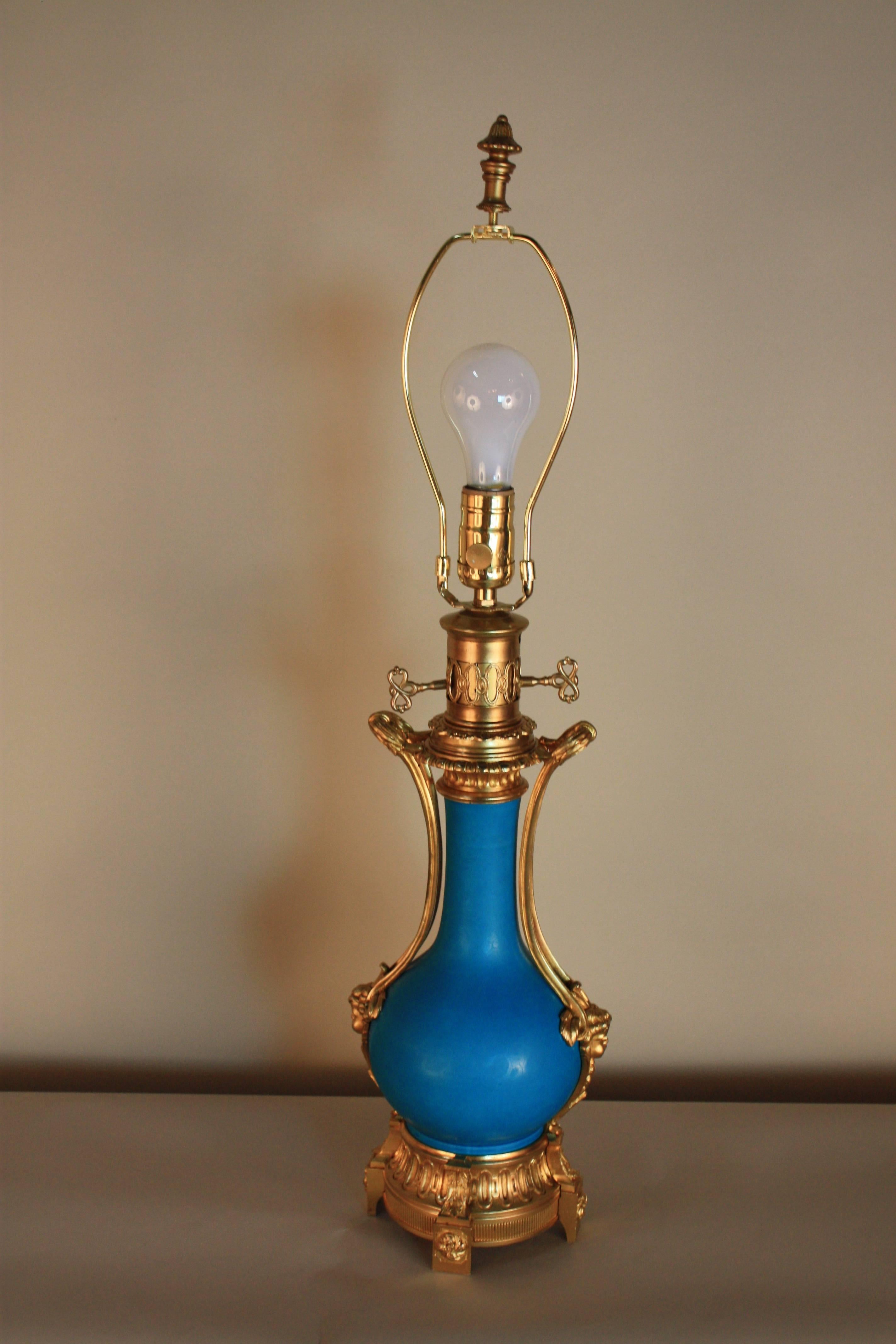19th Century French Porcelain and Bronze Table Lamp 1