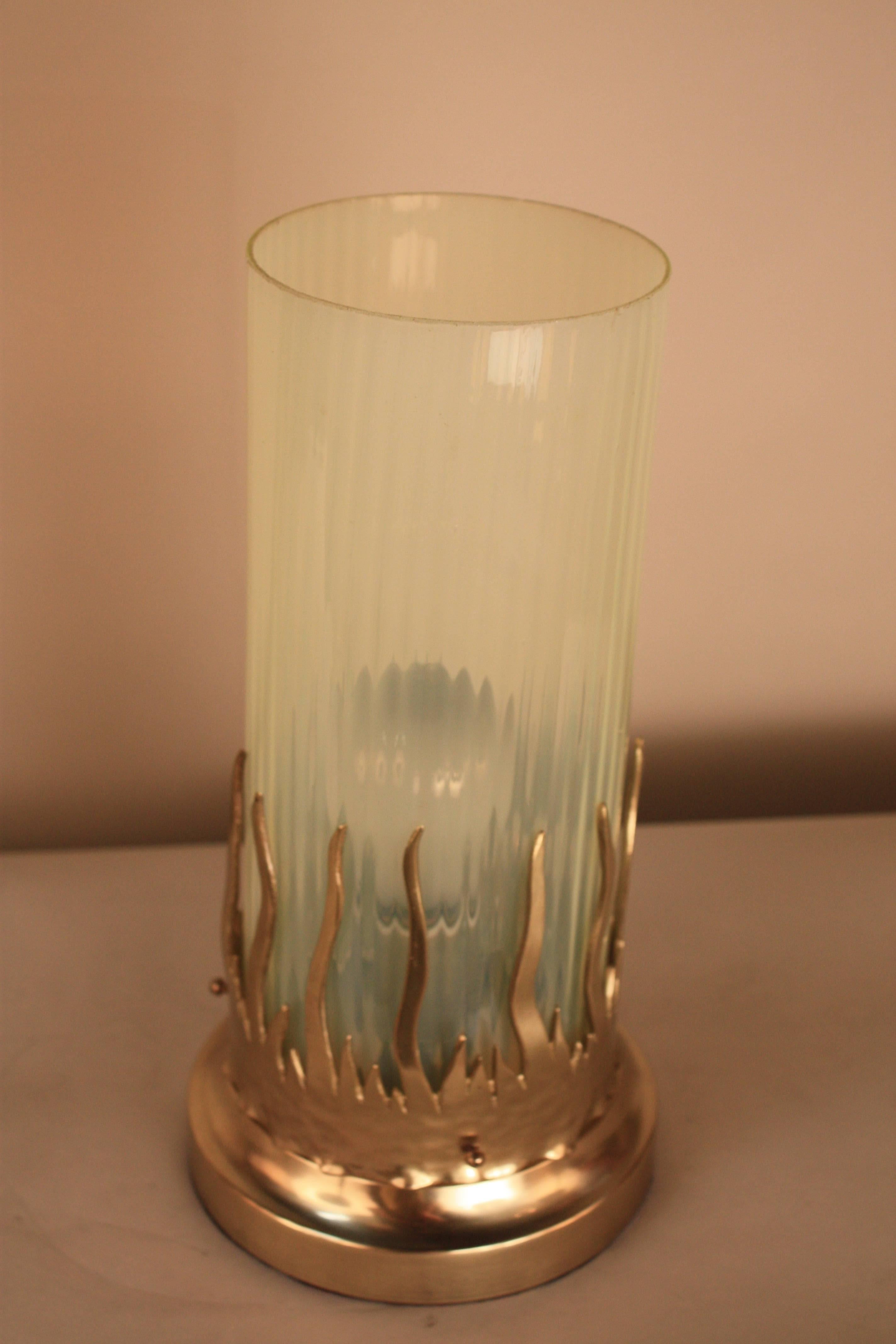 French 1920s Opalescent Glass and Bronze Flame Table Lamp 1