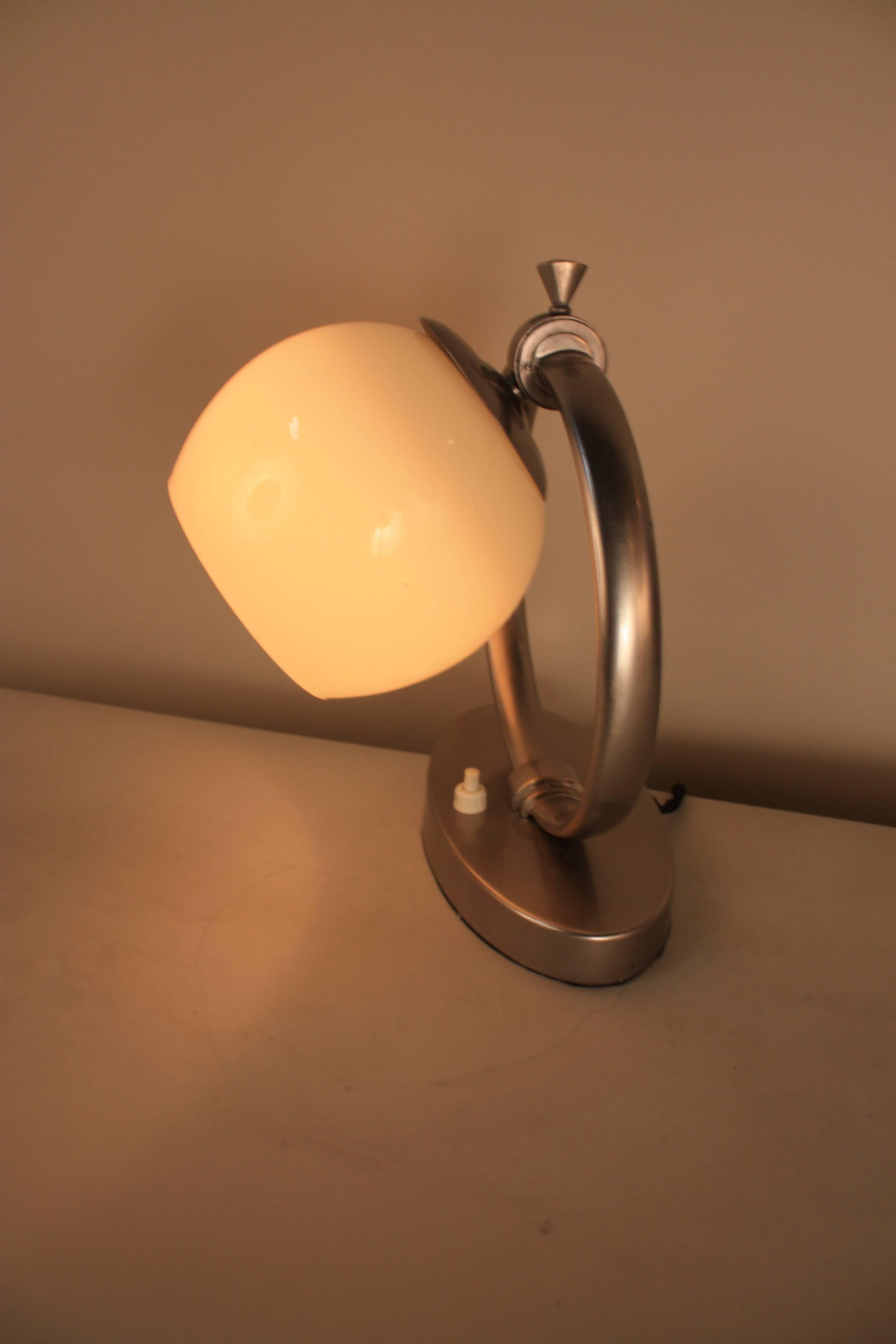 Mid-20th Century Pair of Mid-Century Modern Table Lamps by W F M